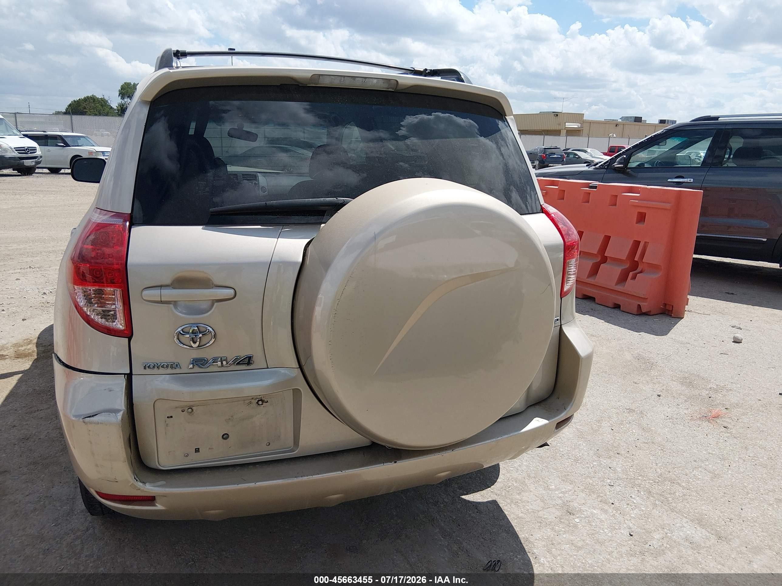 2008 Toyota Rav4 Limited Gold vin: JTMBD31V086081762