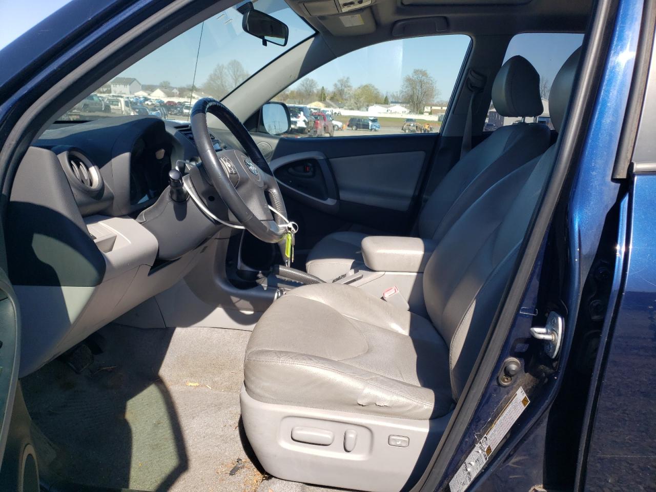2006 Toyota Rav4 Blue vin: JTMBD31V166014682