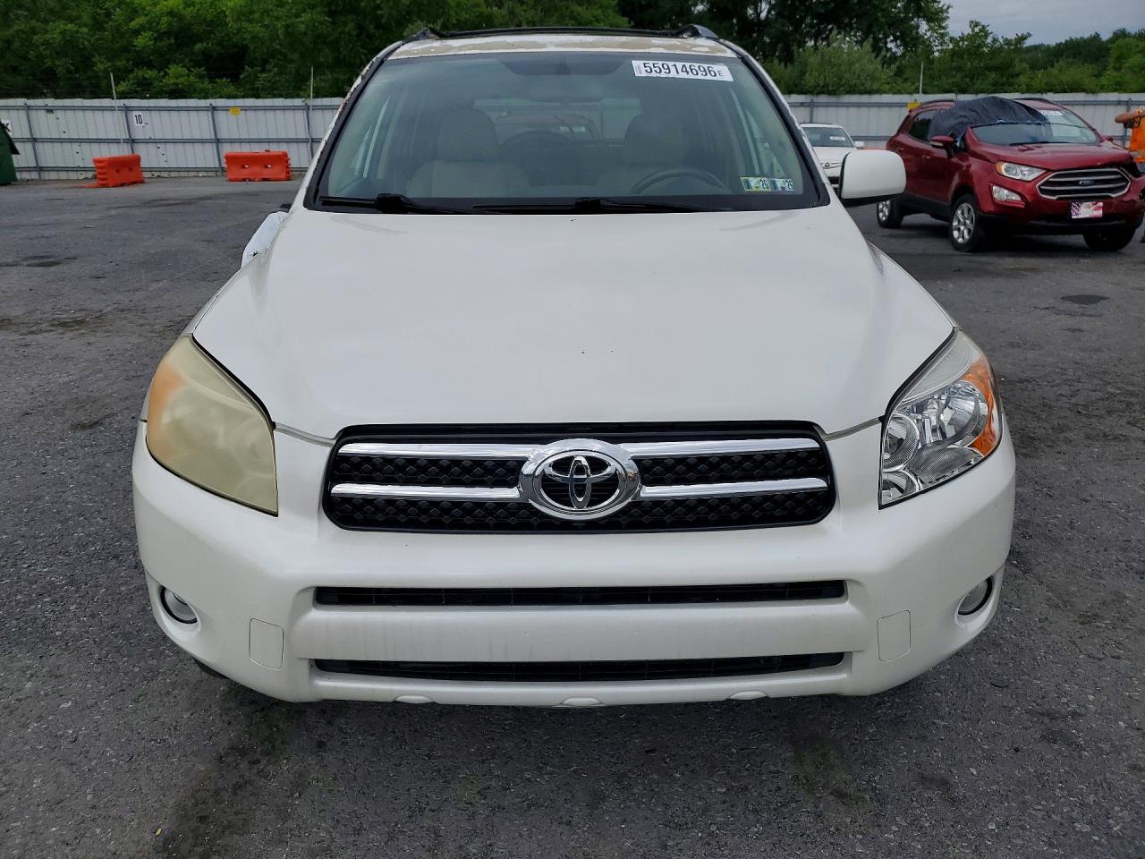 2007 Toyota Rav4 Limited White vin: JTMBD31V175052243