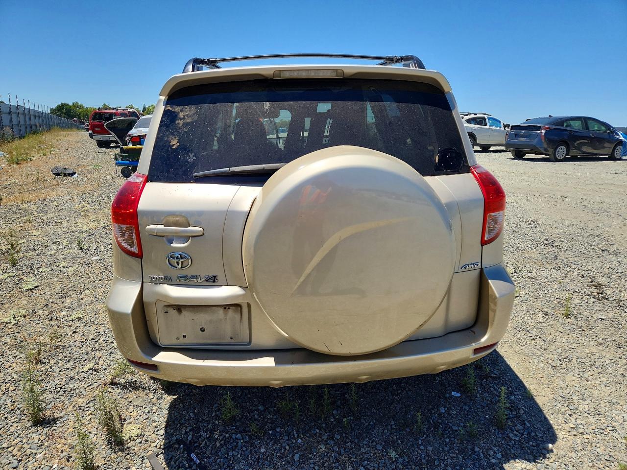 2007 Toyota Rav4 Limited Gold vin: JTMBD31V175065851