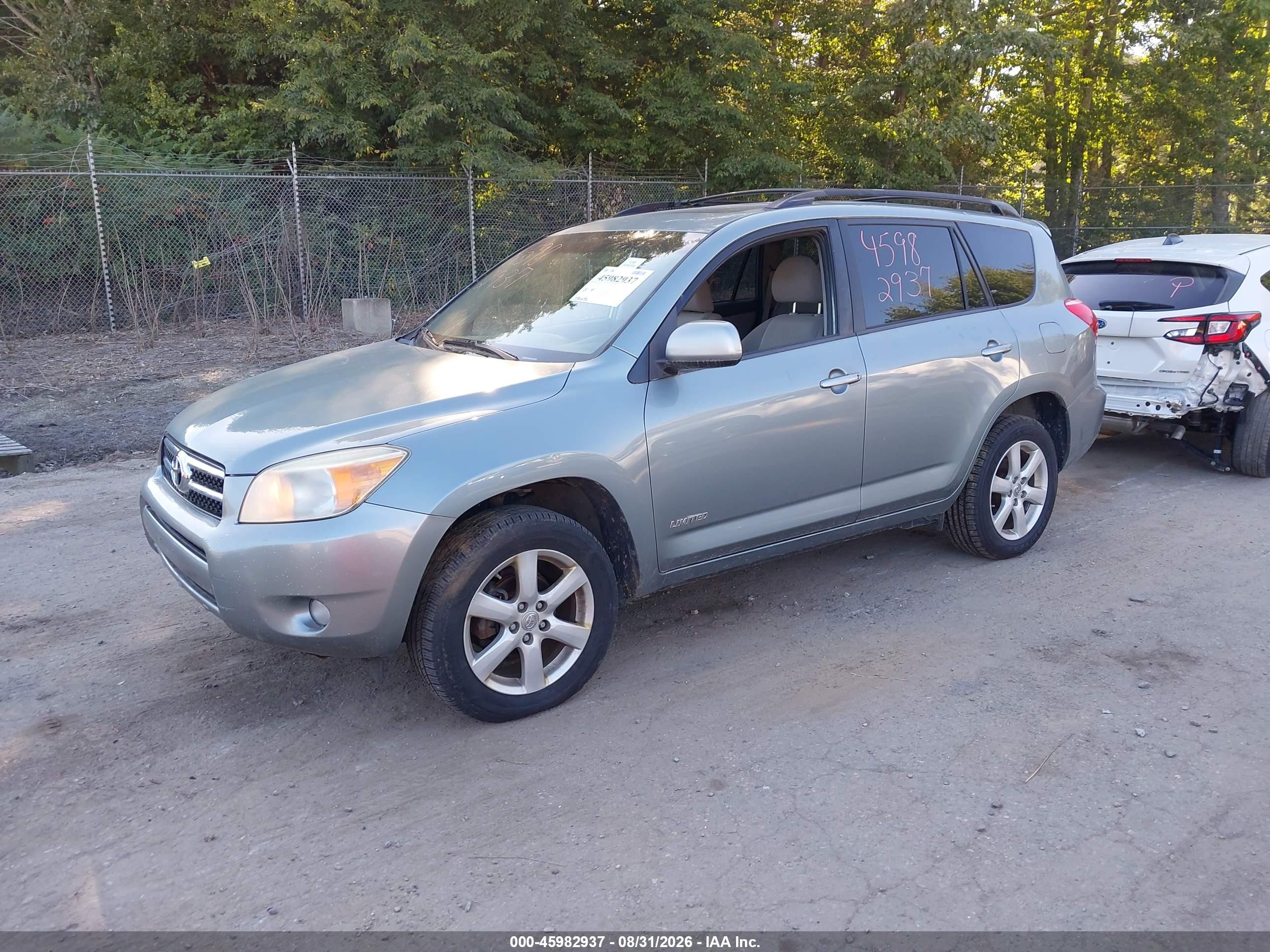 2007 Toyota Rav4 Limited Silver vin: JTMBD31V175119911