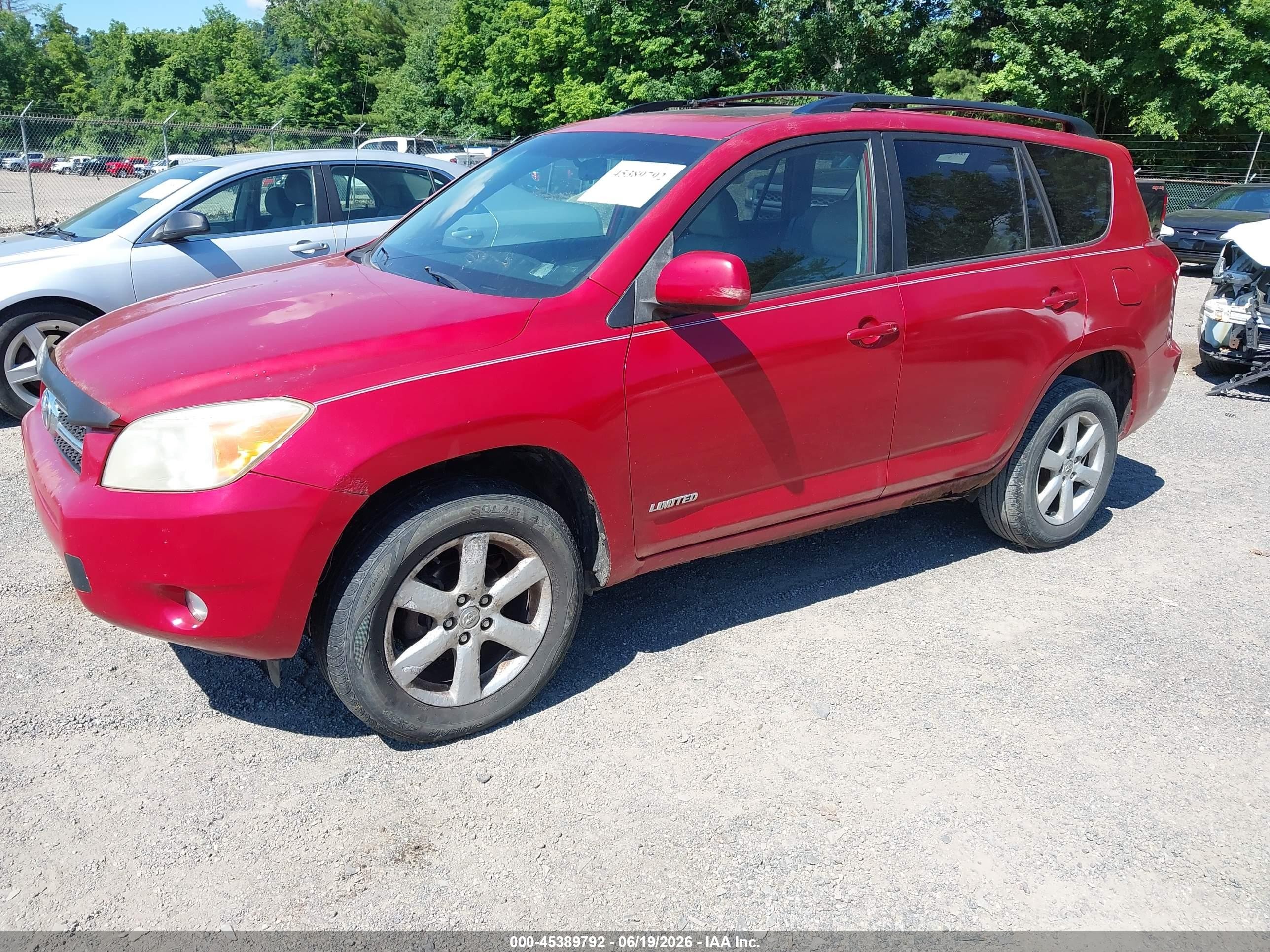 2007 Toyota Rav4 Limited Red vin: JTMBD31V176050910