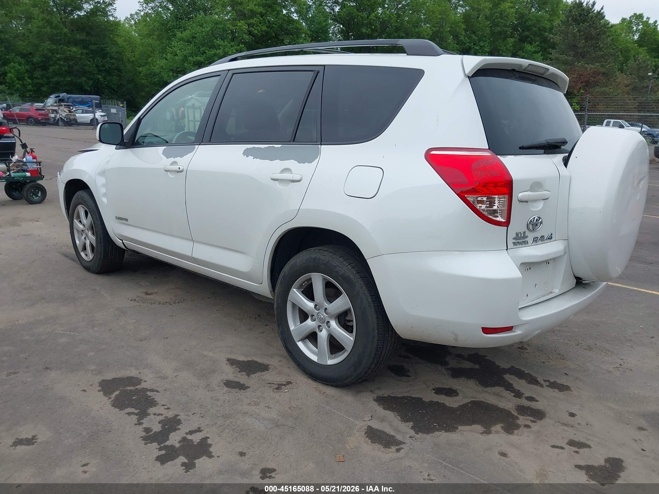 2008 Toyota Rav4 Limited White vin: JTMBD31V185173470