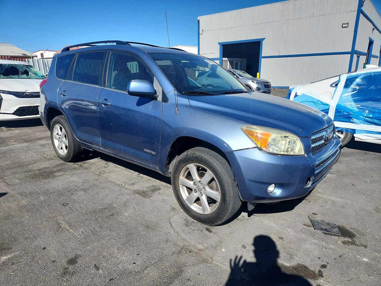 2008 Toyota Rav4 Limited Blue vin: JTMBD31V186078644