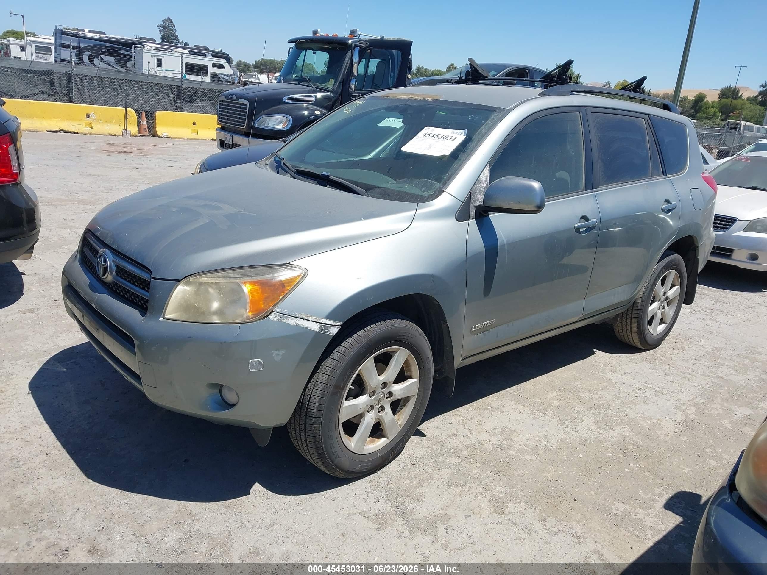 2008 Toyota Rav4 Limited Gray vin: JTMBD31V186086789