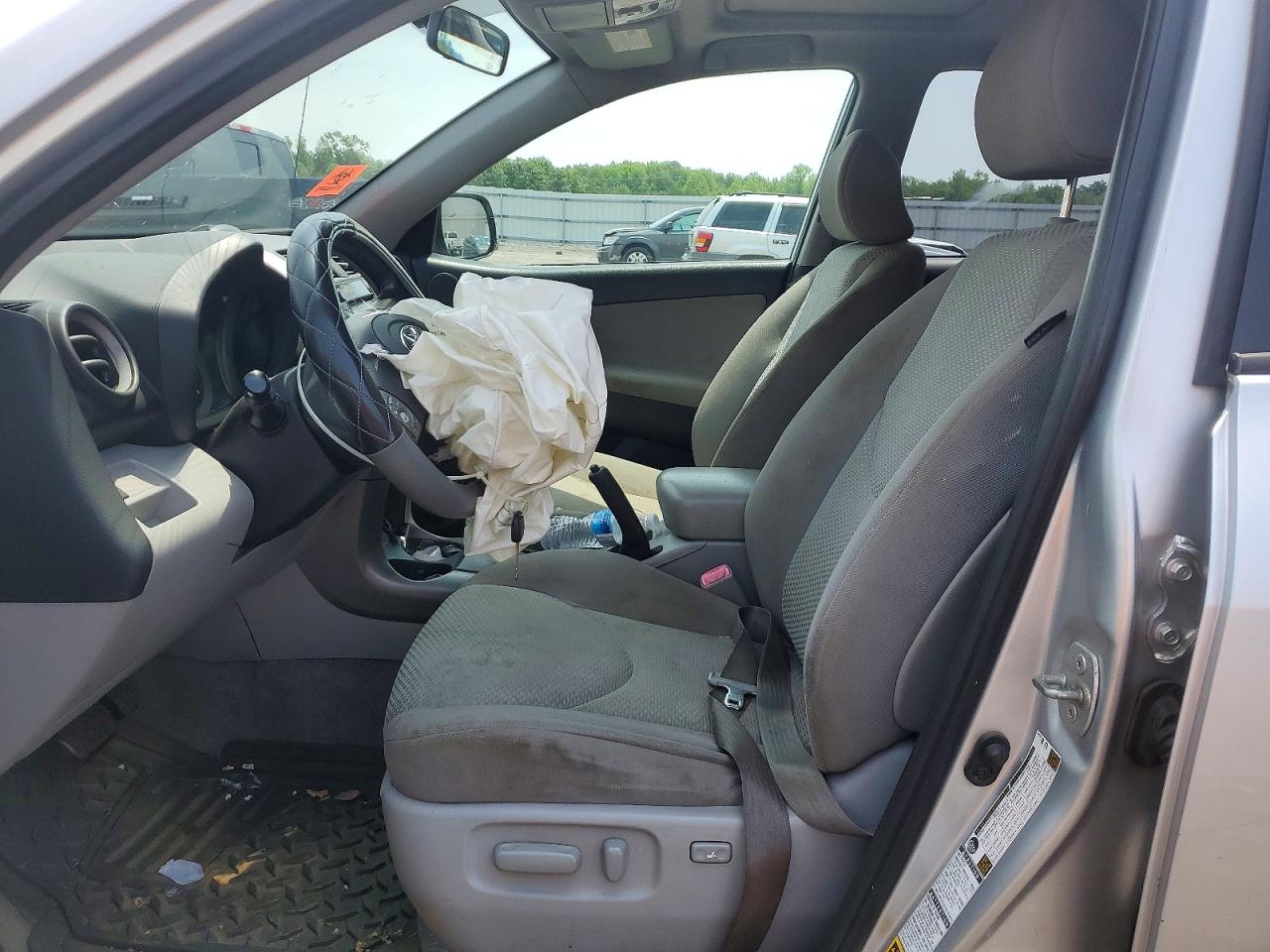 2006 Toyota Rav4 Limited Silver vin: JTMBD31V265017189
