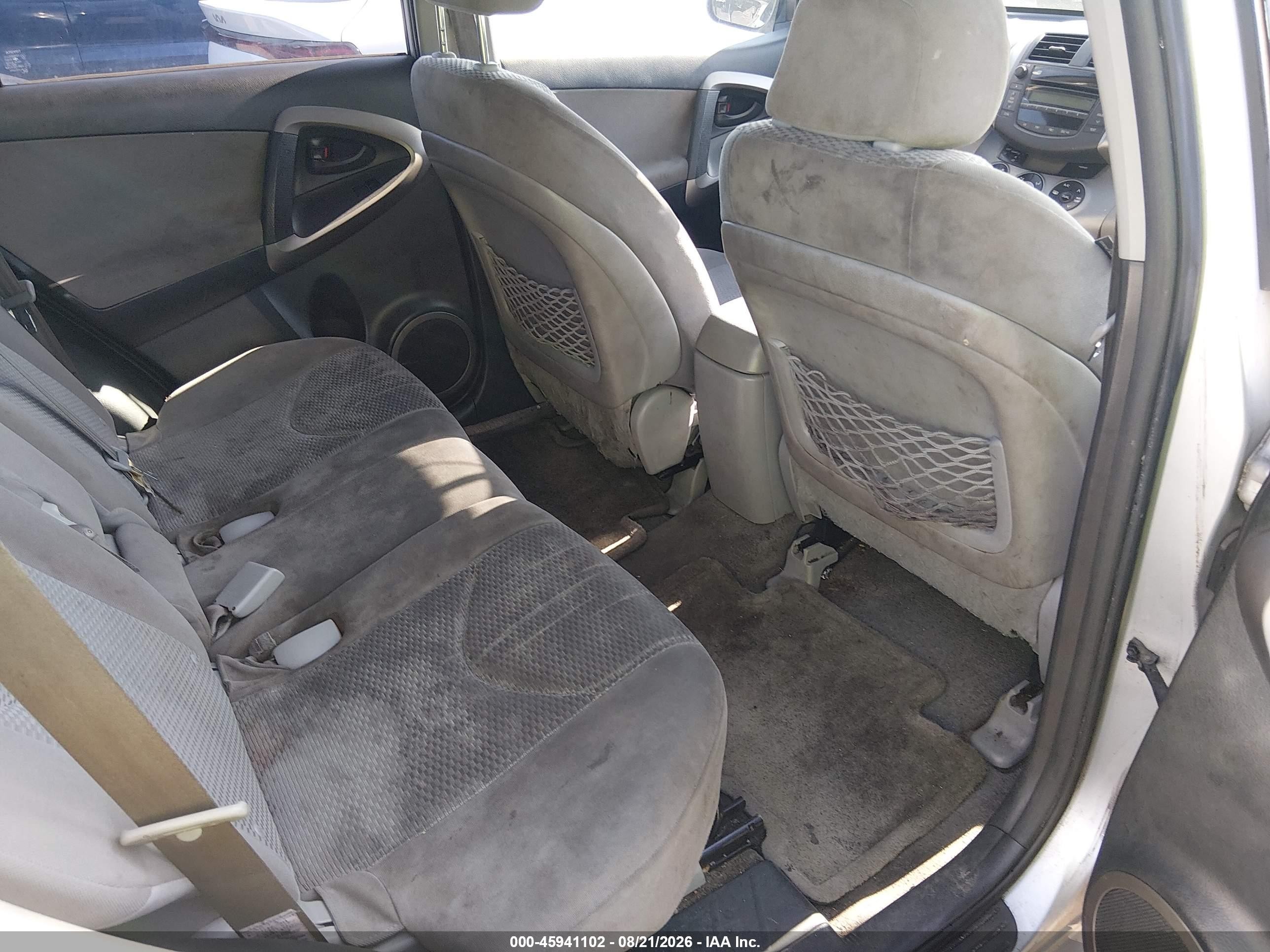 2007 Toyota Rav4 Limited Silver vin: JTMBD31V276036191