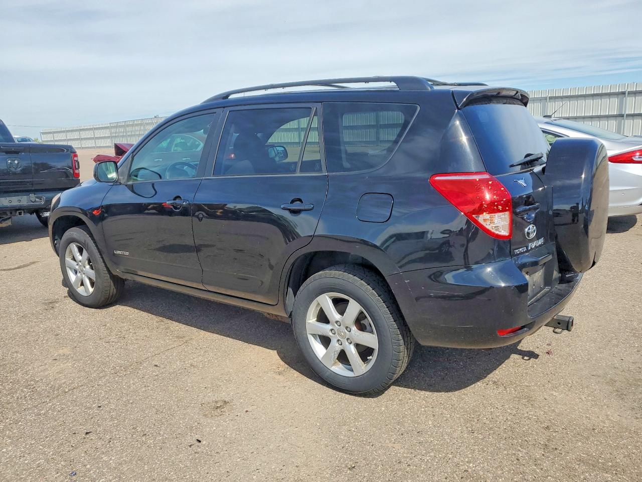 2007 Toyota Rav4 Limited Черный vin: JTMBD31V376029704