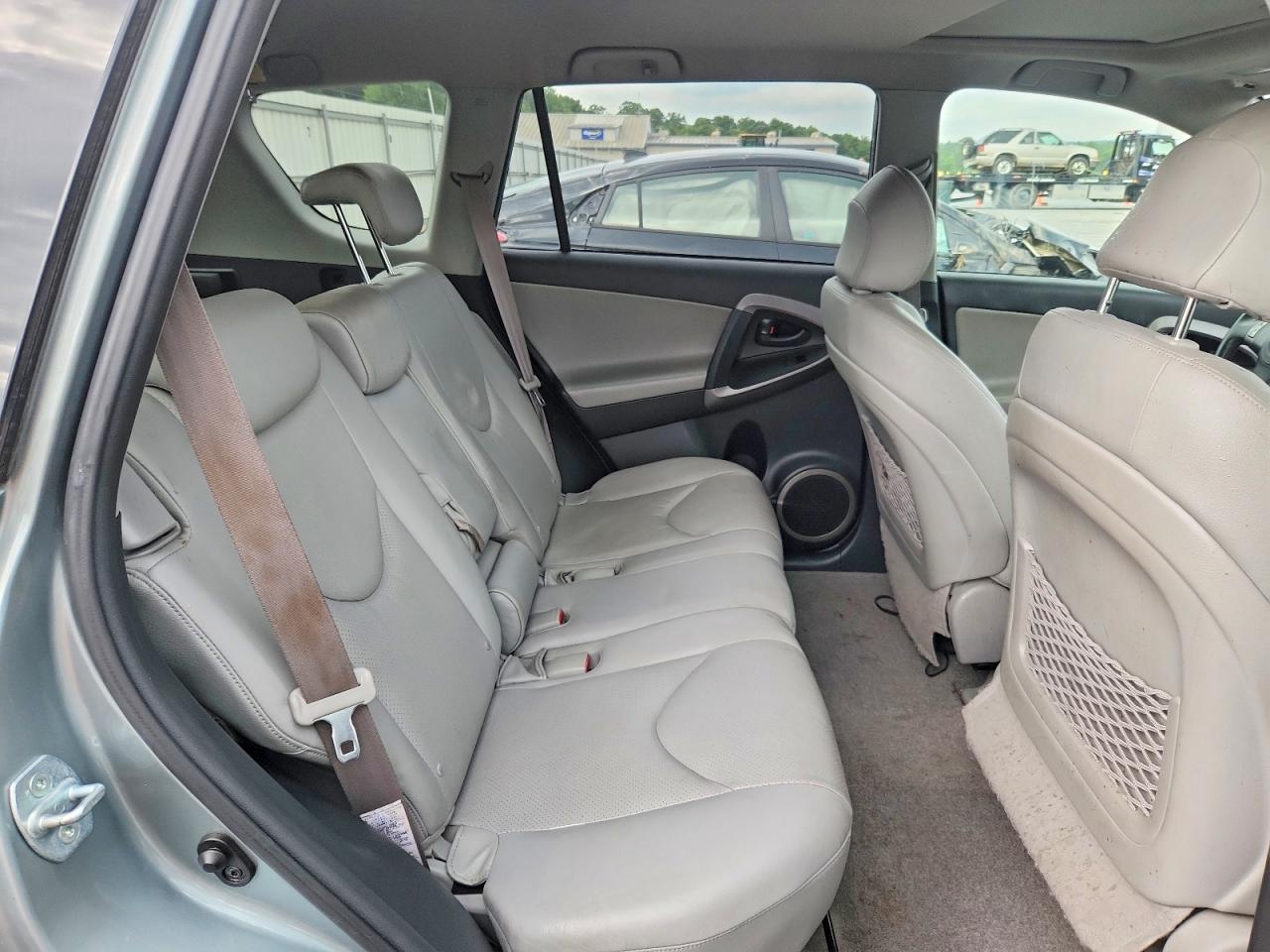 2008 Toyota Rav4 Limited Silver vin: JTMBD31V385134332