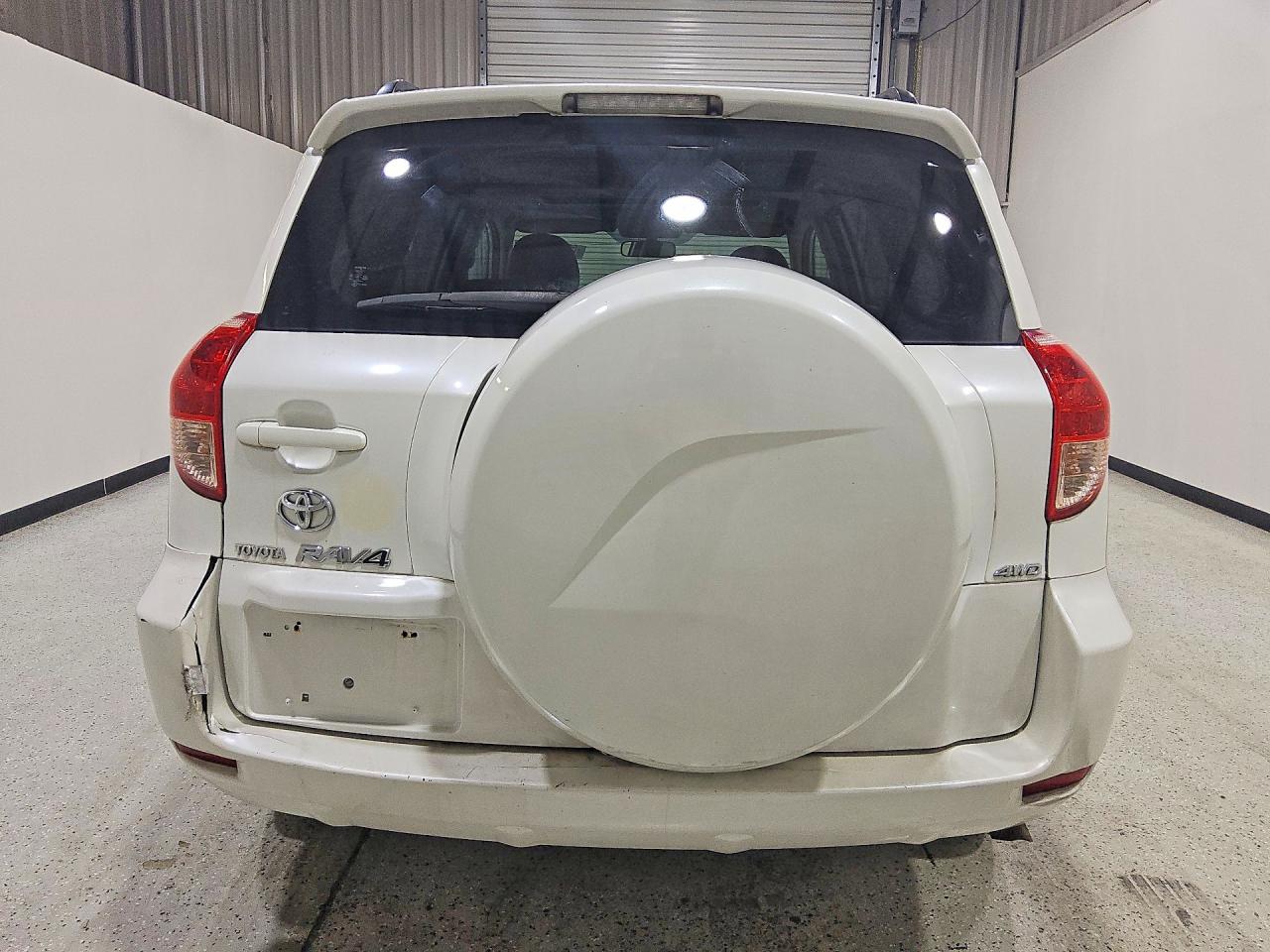 2008 Toyota Rav4 Limited White vin: JTMBD31V385154614