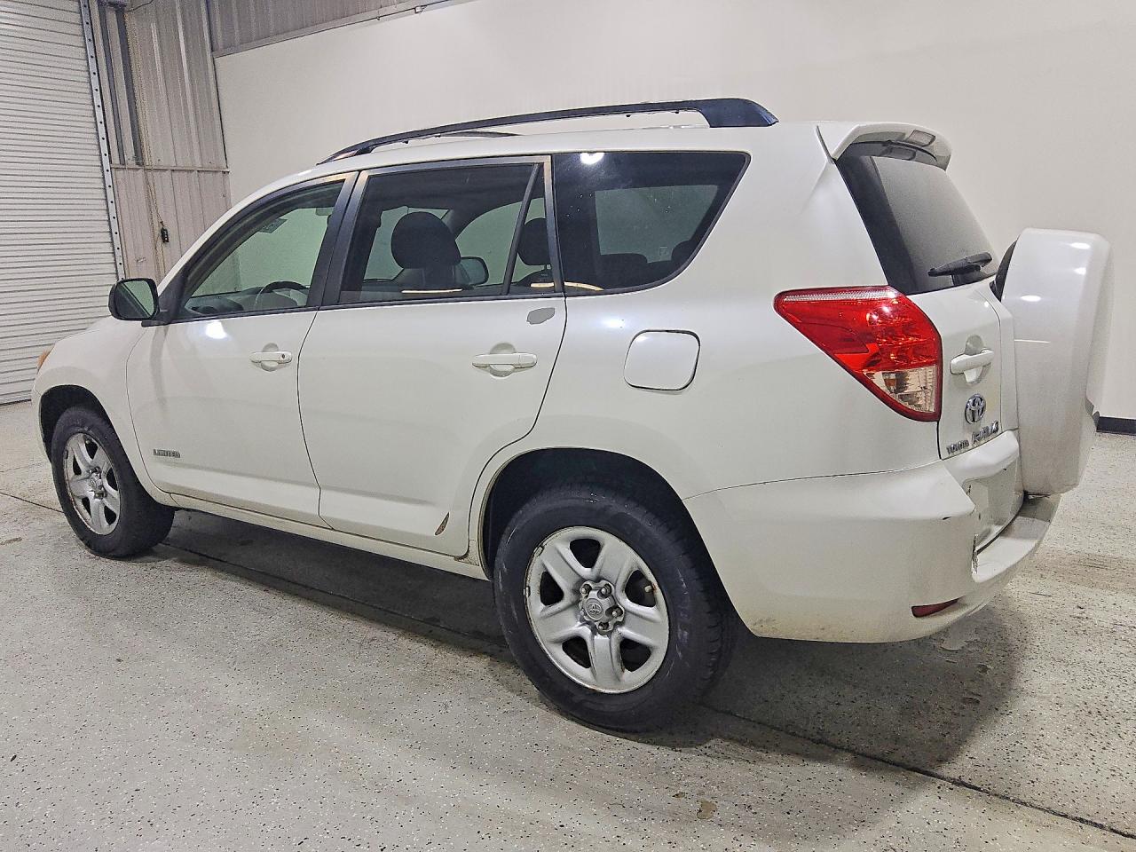 2008 Toyota Rav4 Limited White vin: JTMBD31V385154614