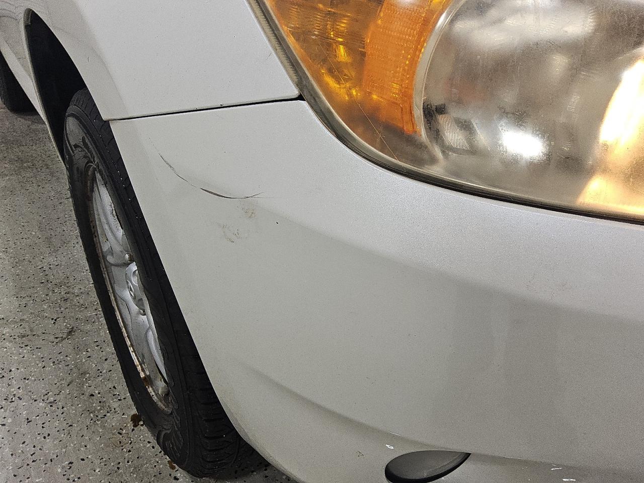 2008 Toyota Rav4 Limited White vin: JTMBD31V385154614 Damage: Front Bumper, Light Scratch, 3 To 4 Inches