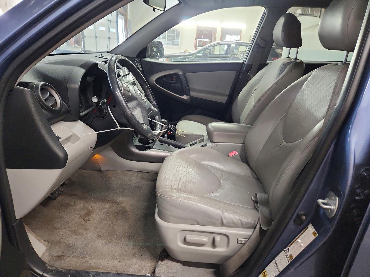2008 Toyota Rav4 Limited Blue vin: JTMBD31V386085112