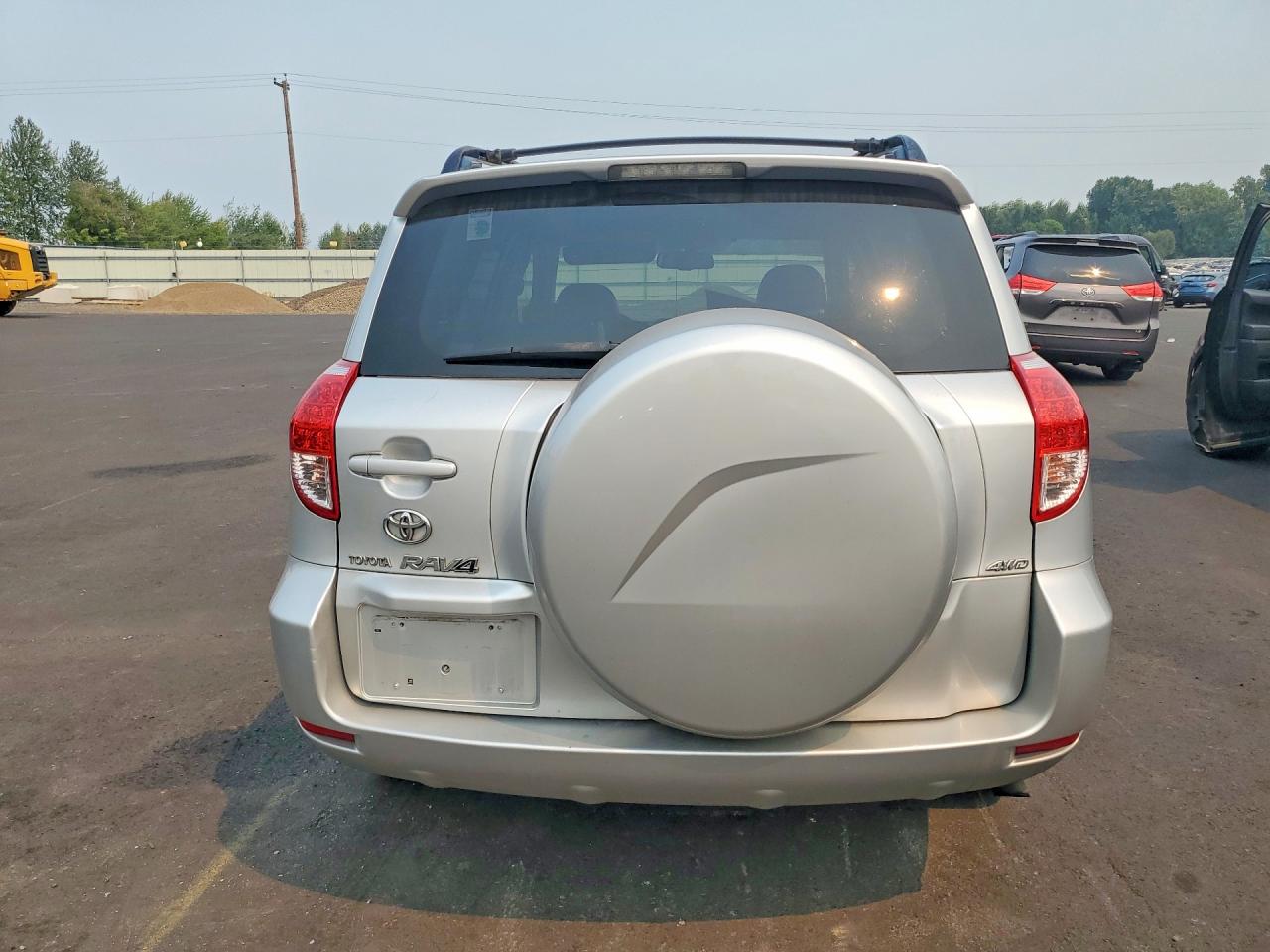 2006 Toyota Rav4 Limited Silver vin: JTMBD31V465032146