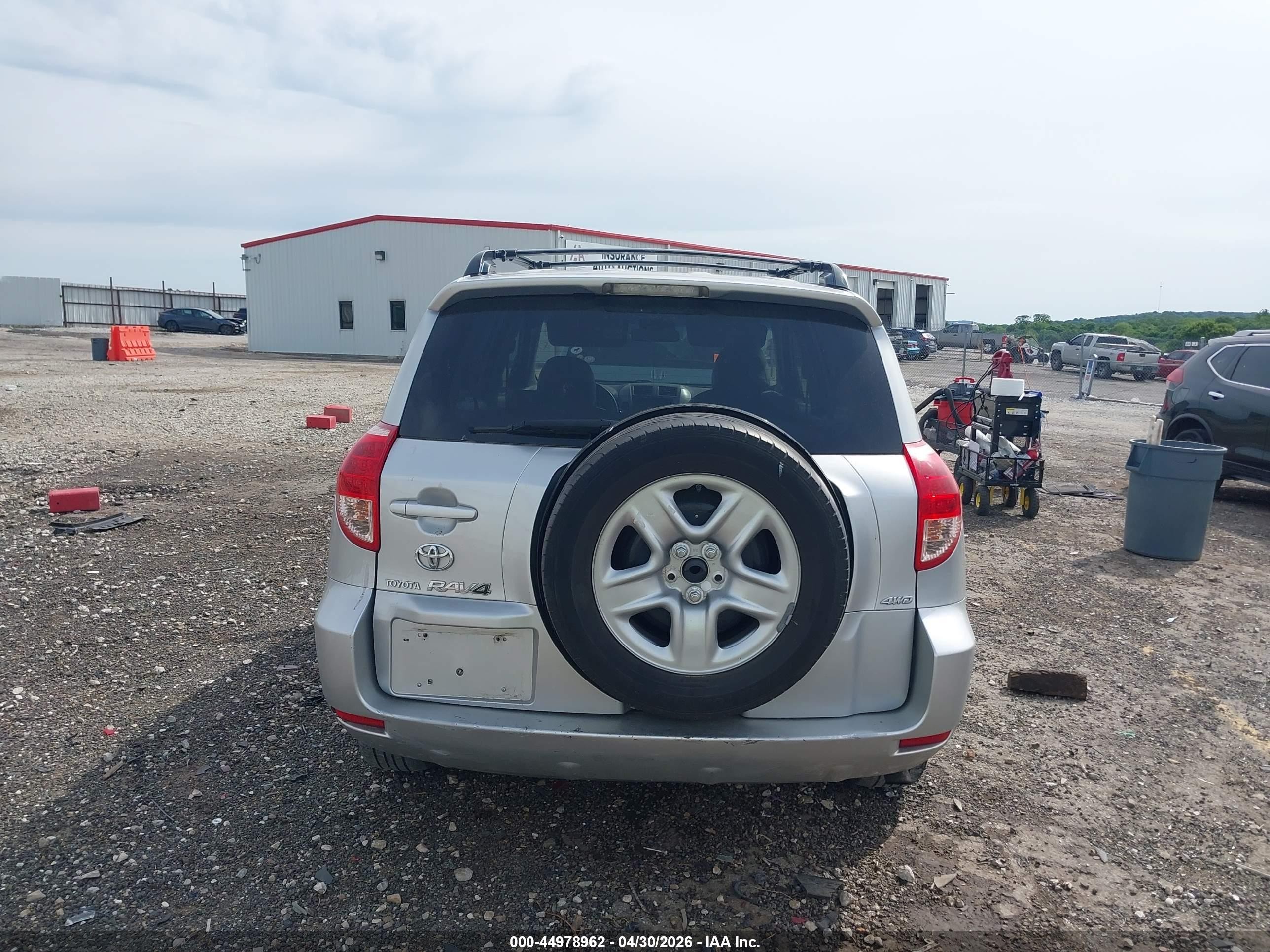 2007 Toyota Rav4 Limited Silver vin: JTMBD31V475057405