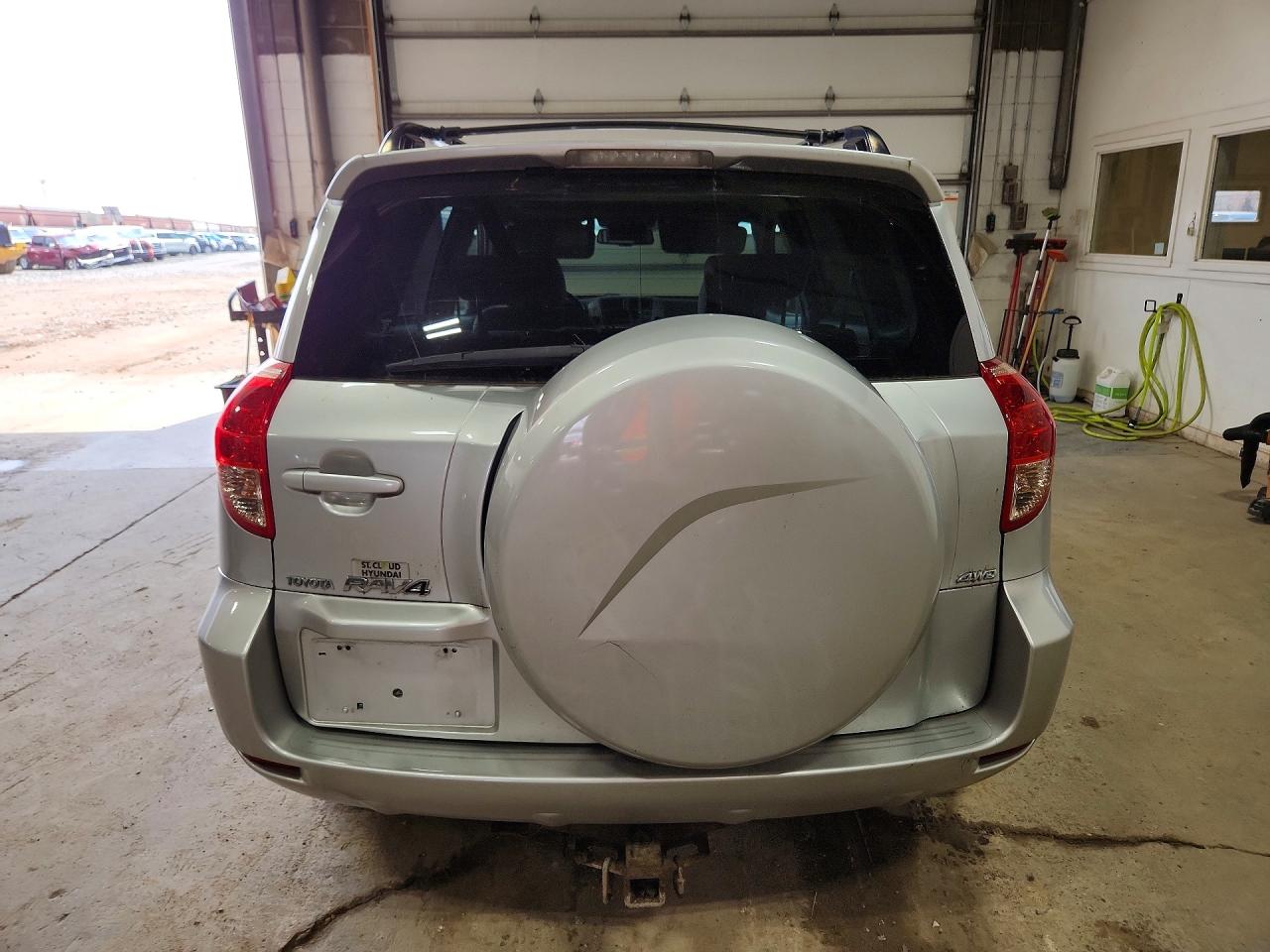 2007 Toyota Rav4 Limited Silver vin: JTMBD31V475060854