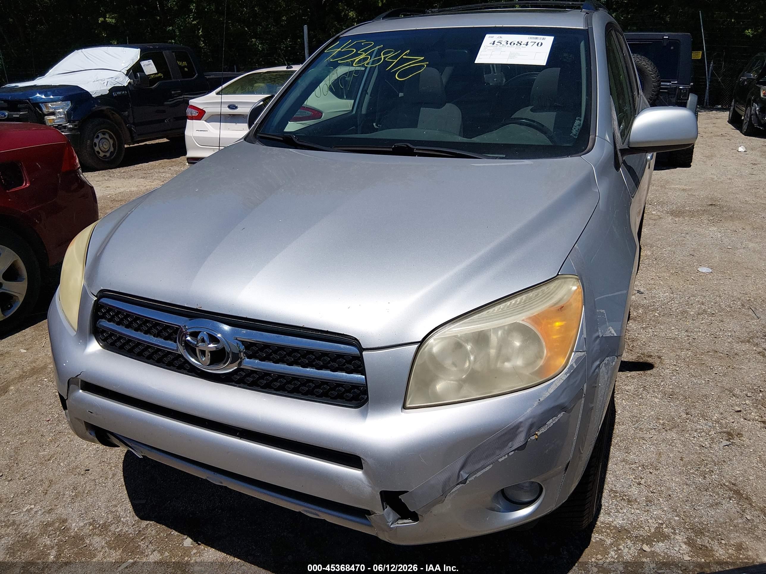 2007 Toyota Rav4 Limited Silver vin: JTMBD31V476022812