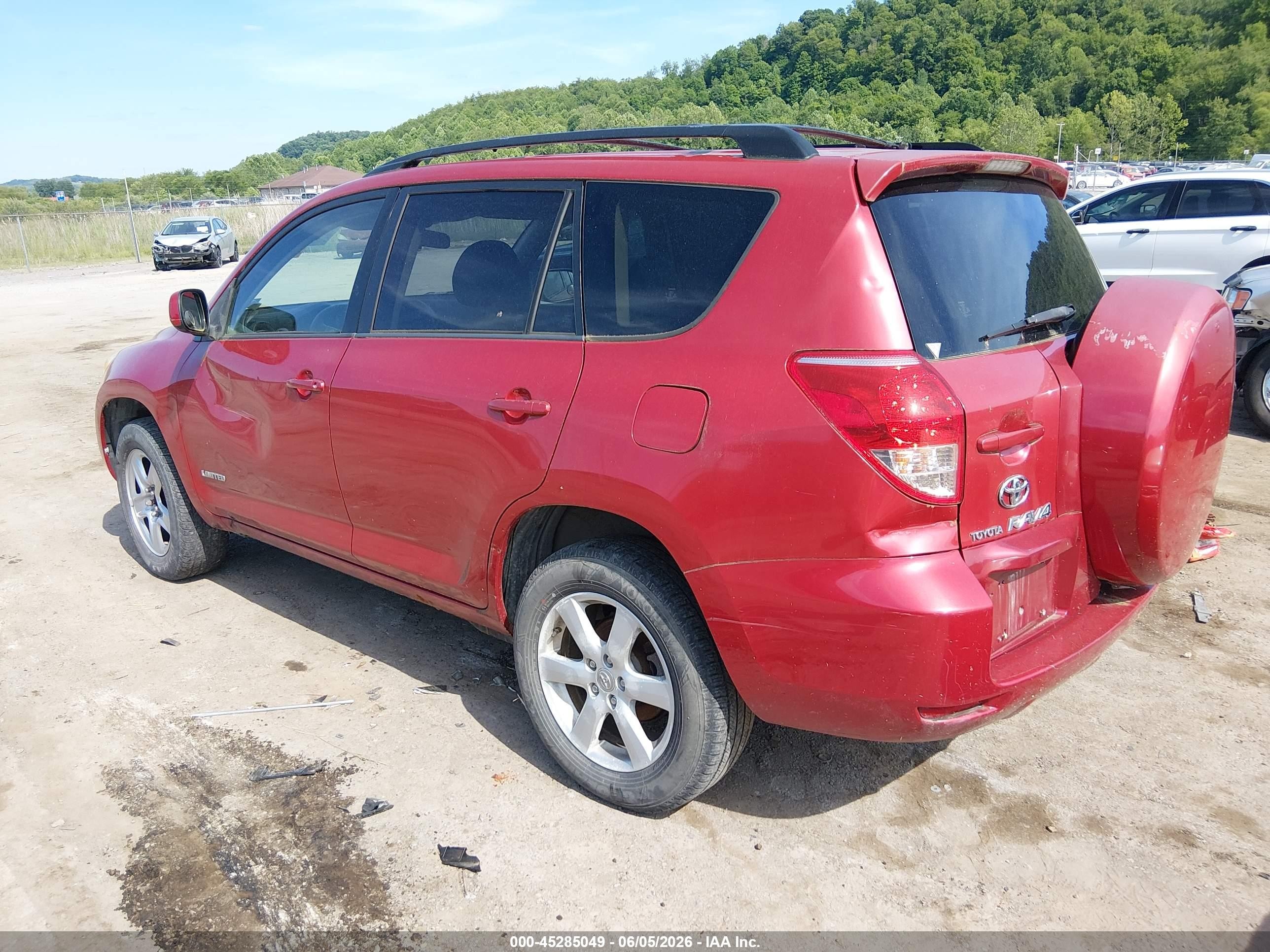 2008 Toyota Rav4 Limited Red vin: JTMBD31V485125008