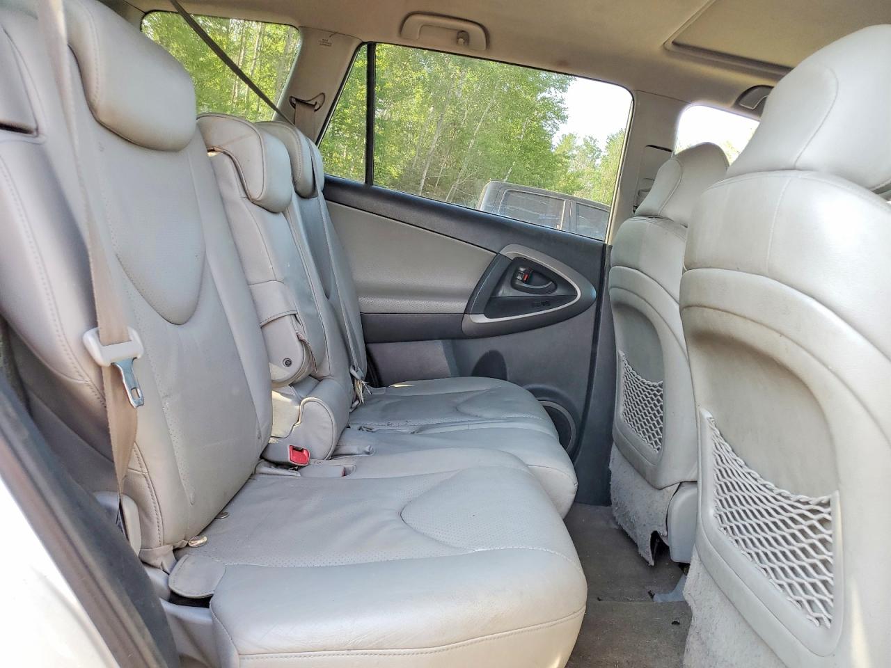 2008 Toyota Rav4 Limited White vin: JTMBD31V485129320