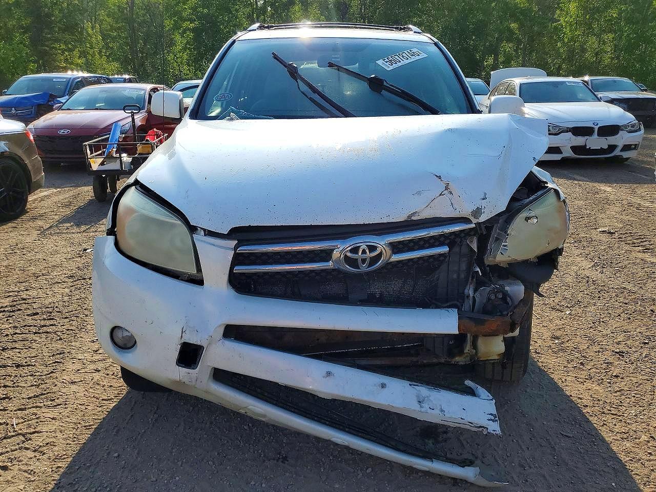 2008 Toyota Rav4 Limited White vin: JTMBD31V485129320