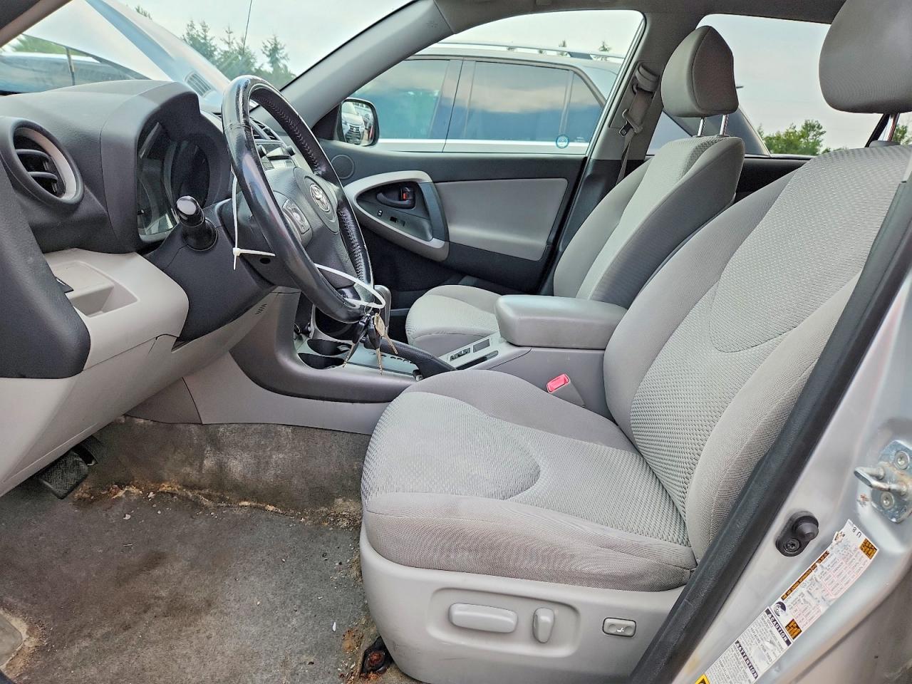 2008 Toyota Rav4 Limited Серебряный vin: JTMBD31V485168473