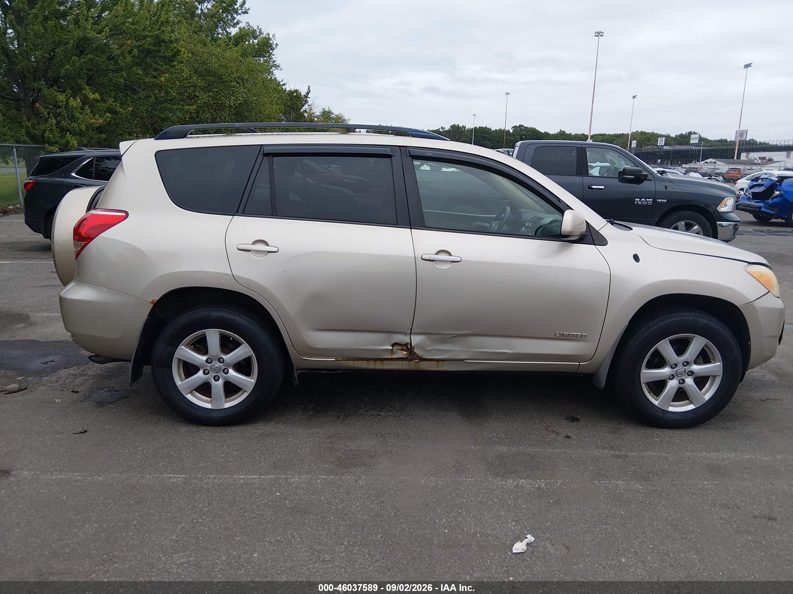 2008 Toyota Rav4 Limited Tan vin: JTMBD31V486085958