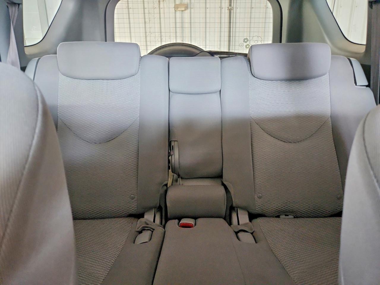2006 Toyota Rav4 Limited Silver vin: JTMBD31V565038960