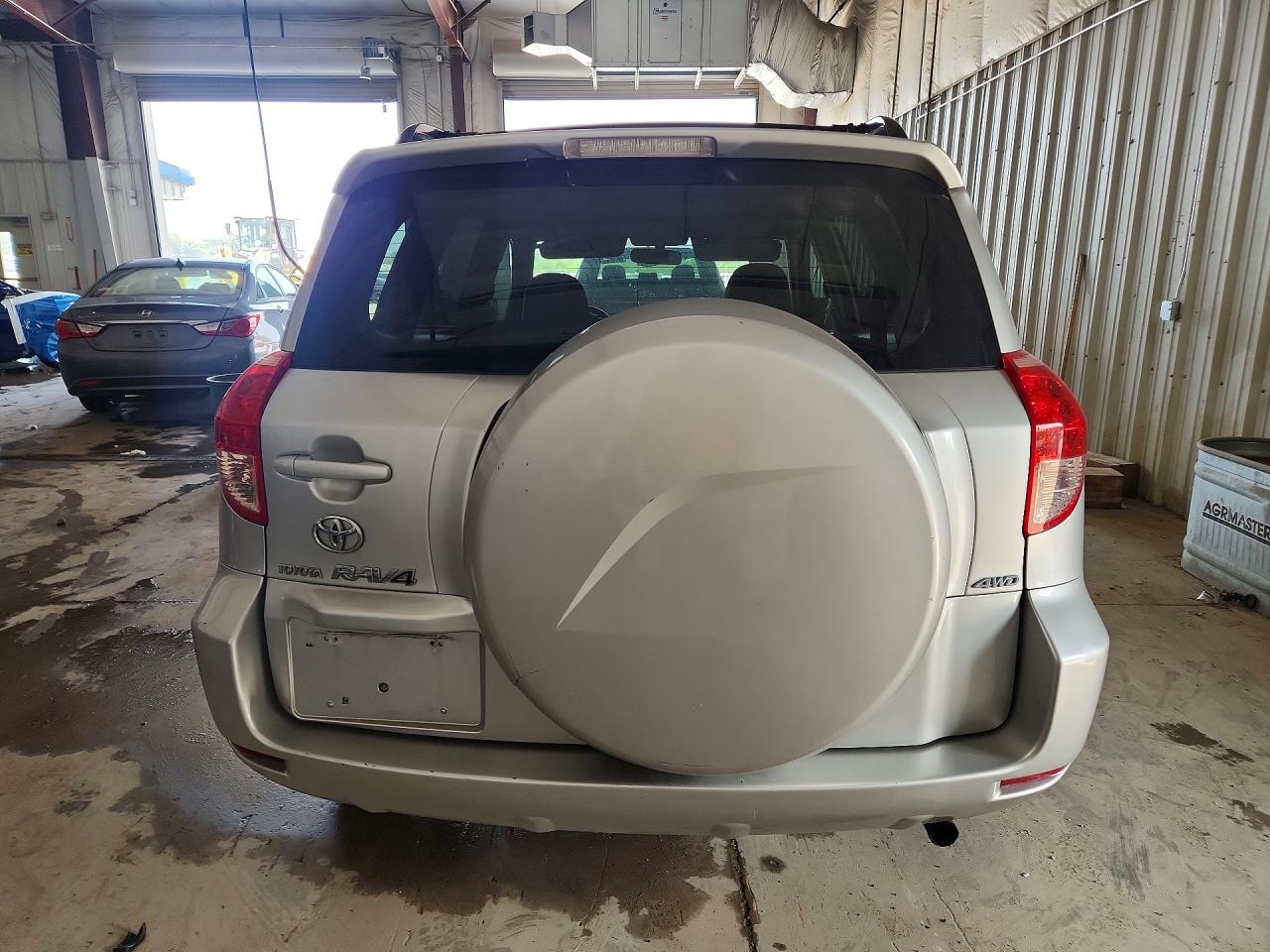 2006 Toyota Rav4 Limited Silver vin: JTMBD31V565038960