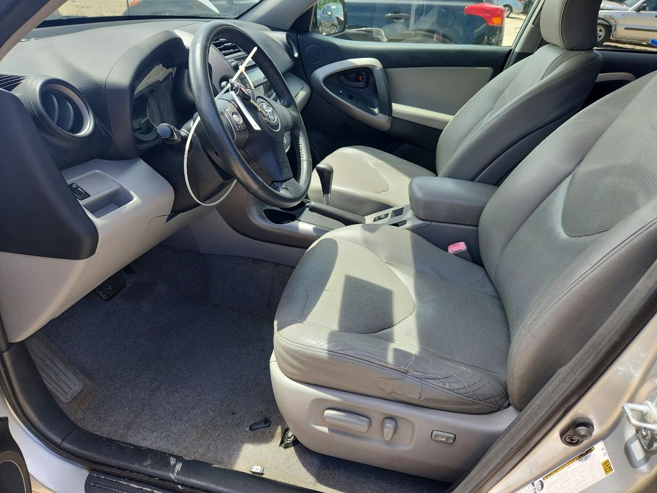 2006 Toyota Rav4 Limited Silver vin: JTMBD31V566010845