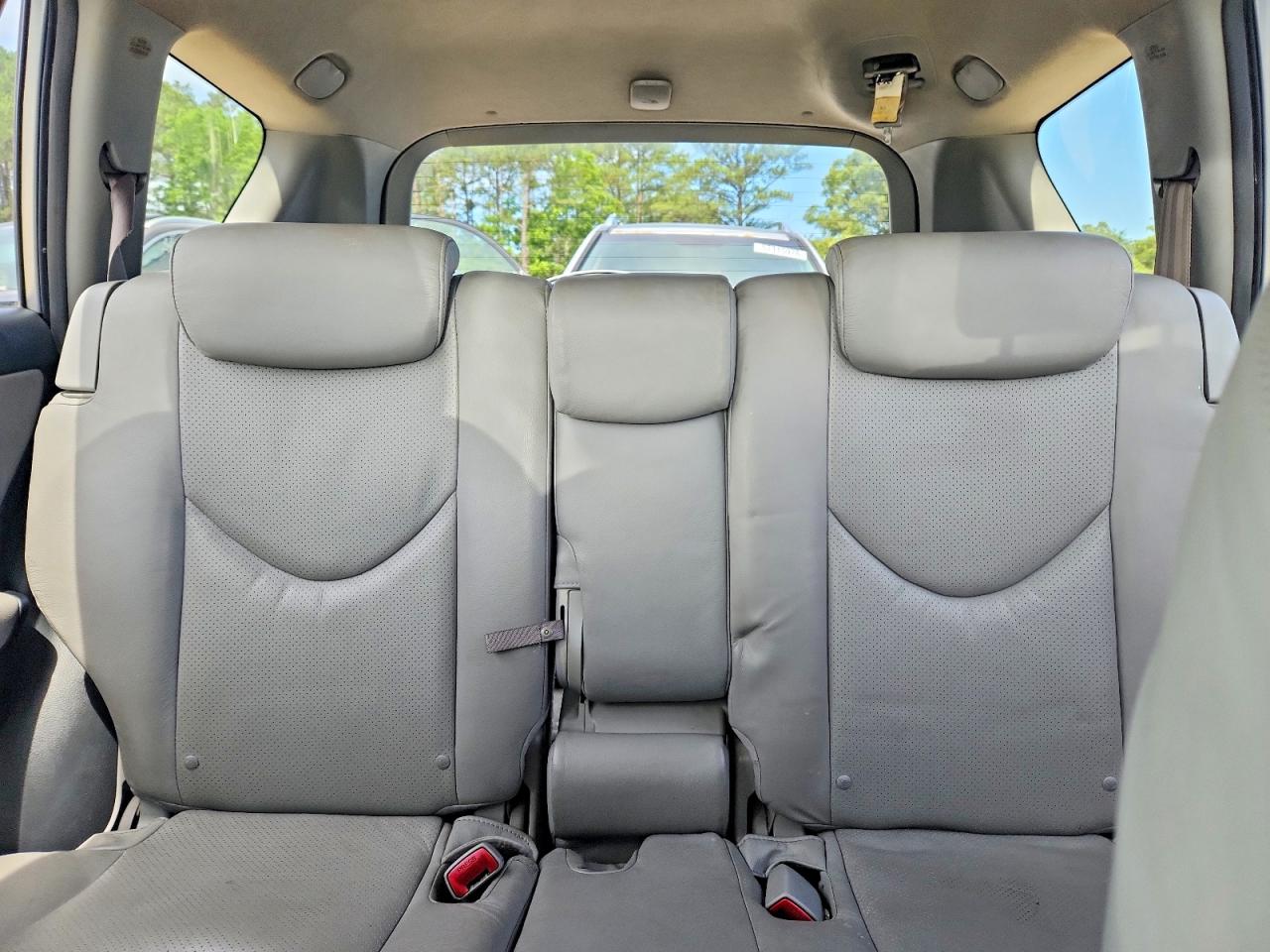 2006 Toyota Rav4 Limited Silver vin: JTMBD31V566010845