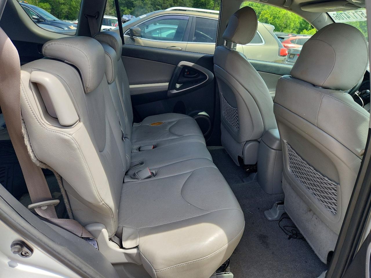 2006 Toyota Rav4 Limited Silver vin: JTMBD31V566010845