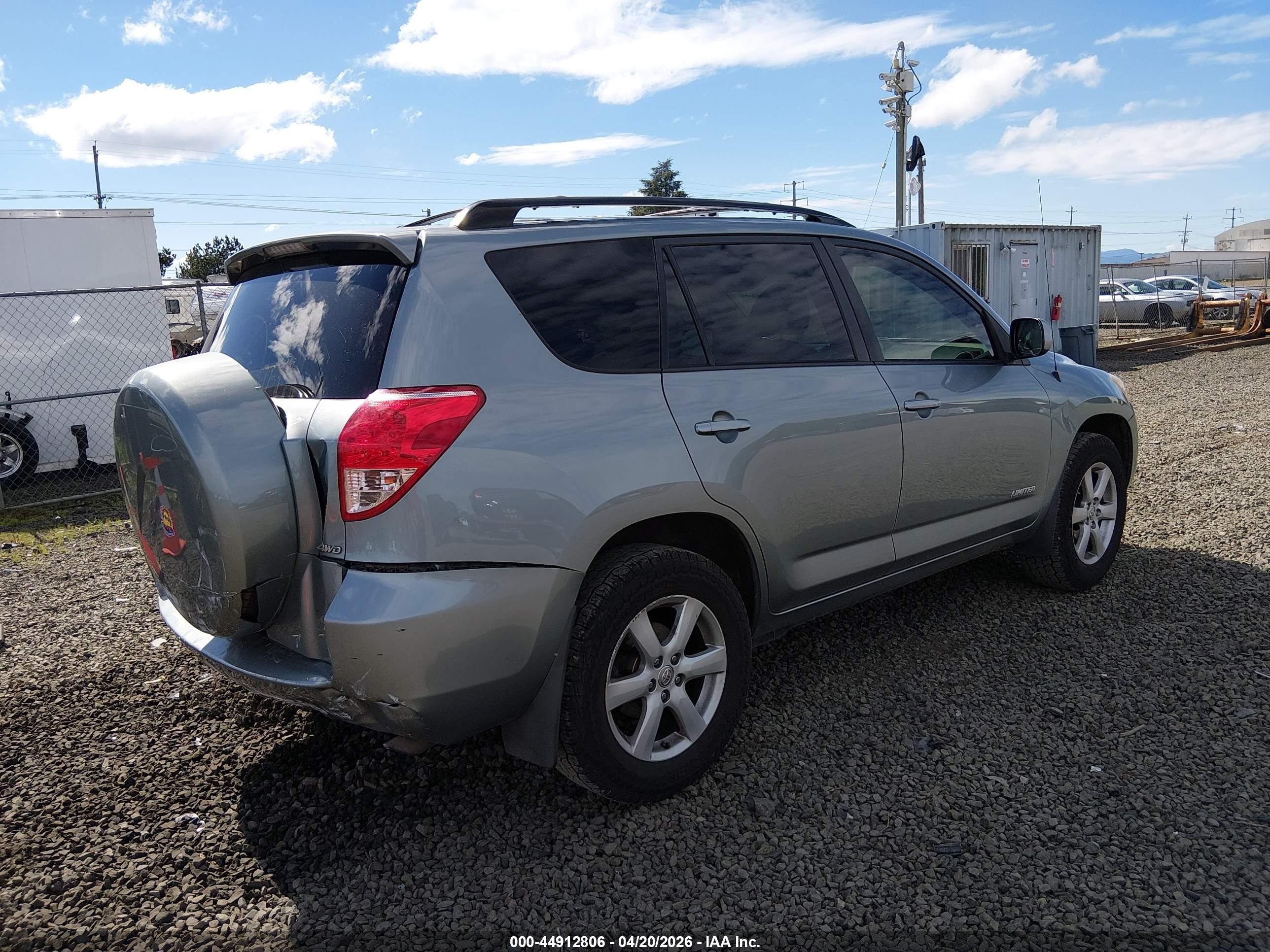 2007 Toyota Rav4 Limited Зеленый vin: JTMBD31V576050425