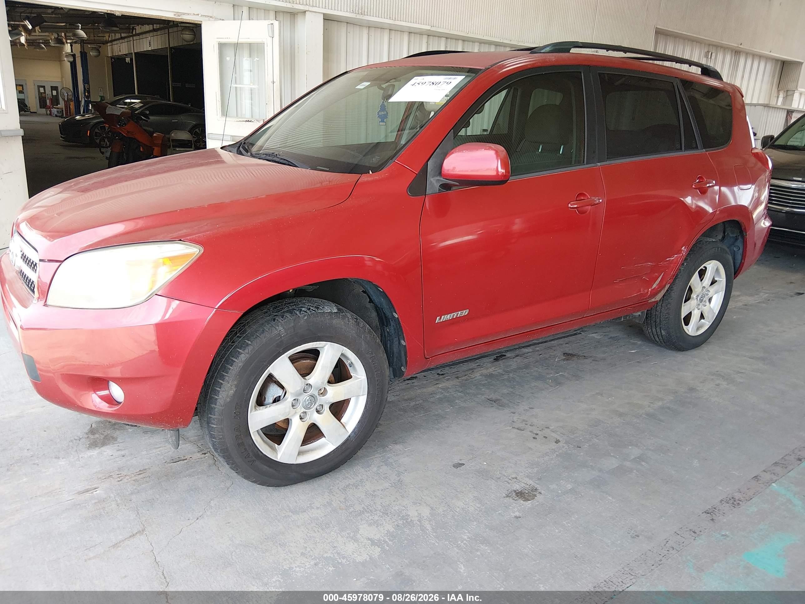 2008 Toyota Rav4 Limited Red vin: JTMBD31V585140455