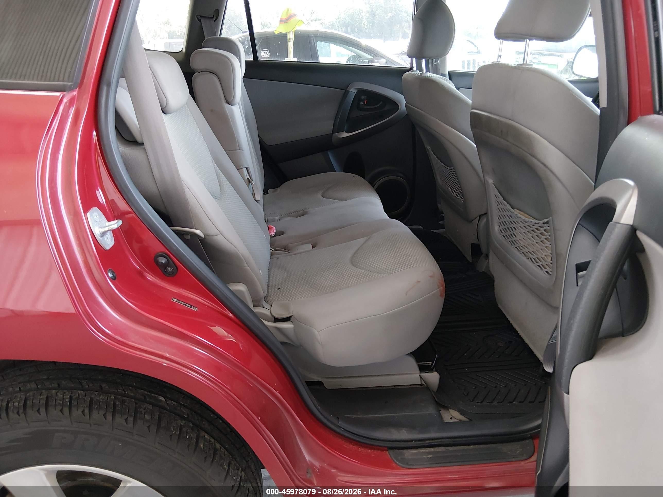 2008 Toyota Rav4 Limited Red vin: JTMBD31V585140455