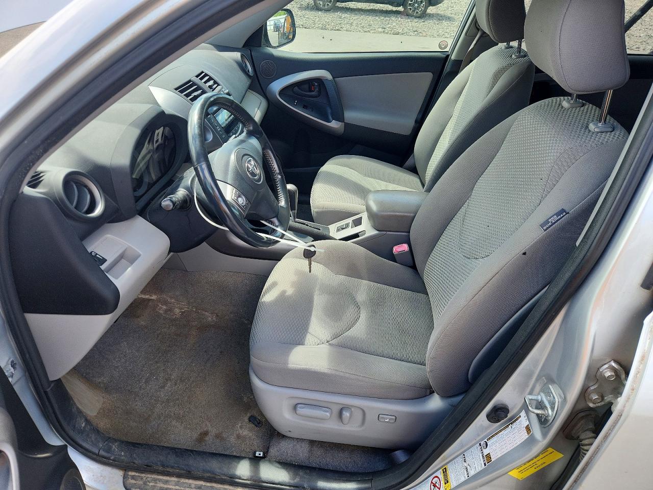 2008 Toyota Rav4 Limited Silver vin: JTMBD31V585194984