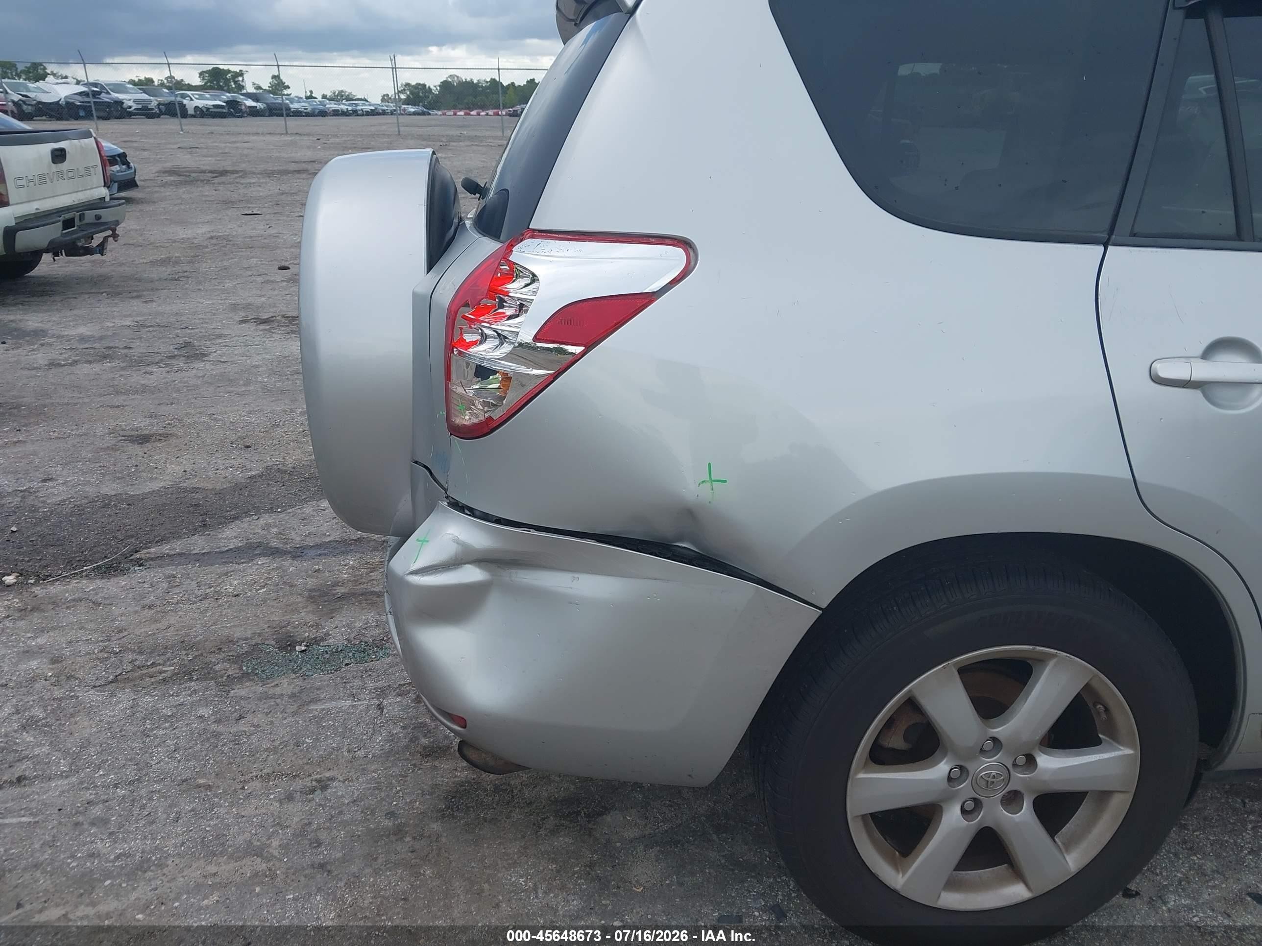 2008 Toyota Rav4 Limited Silver vin: JTMBD31V586088349
