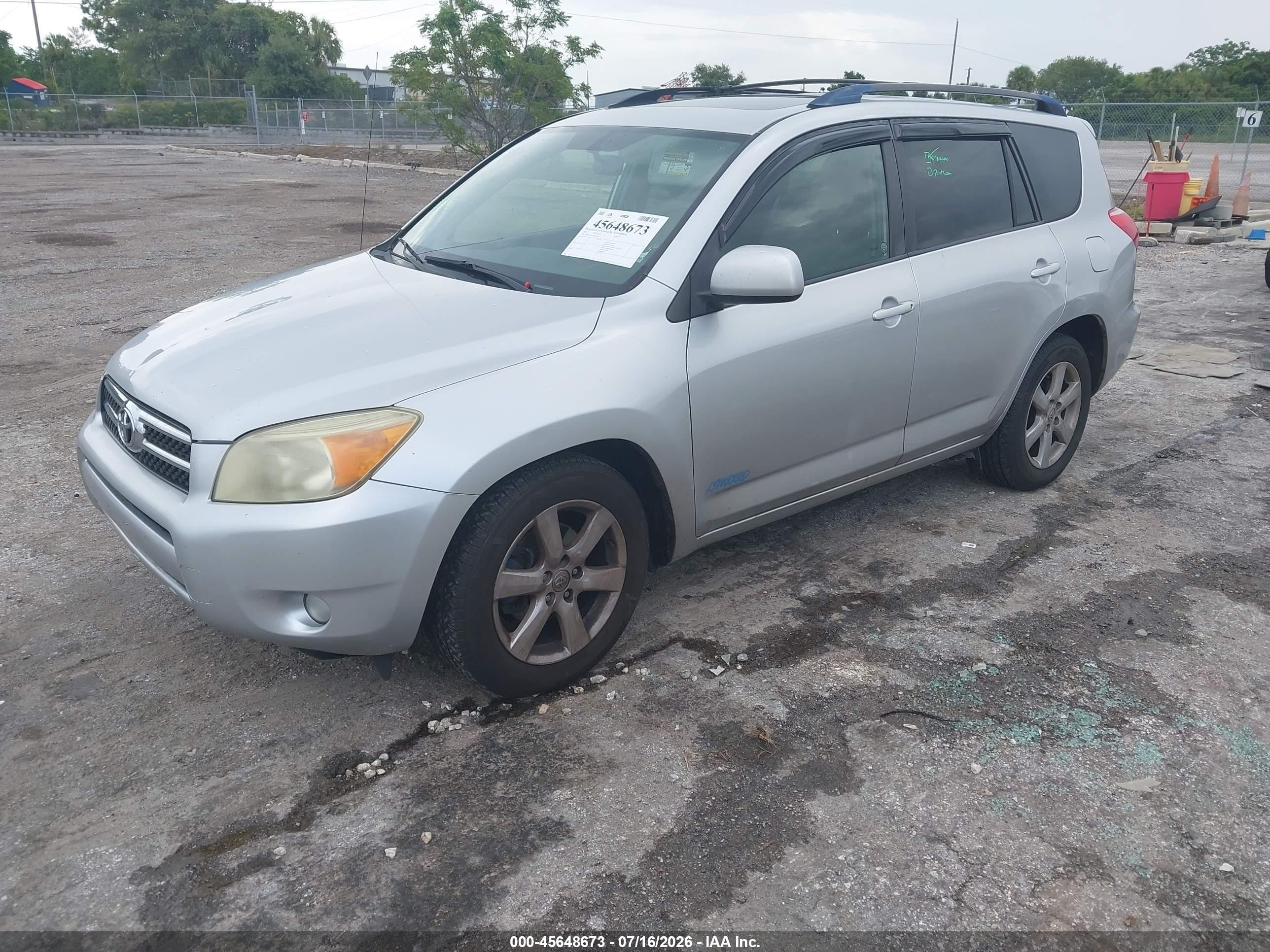 2008 Toyota Rav4 Limited Silver vin: JTMBD31V586088349