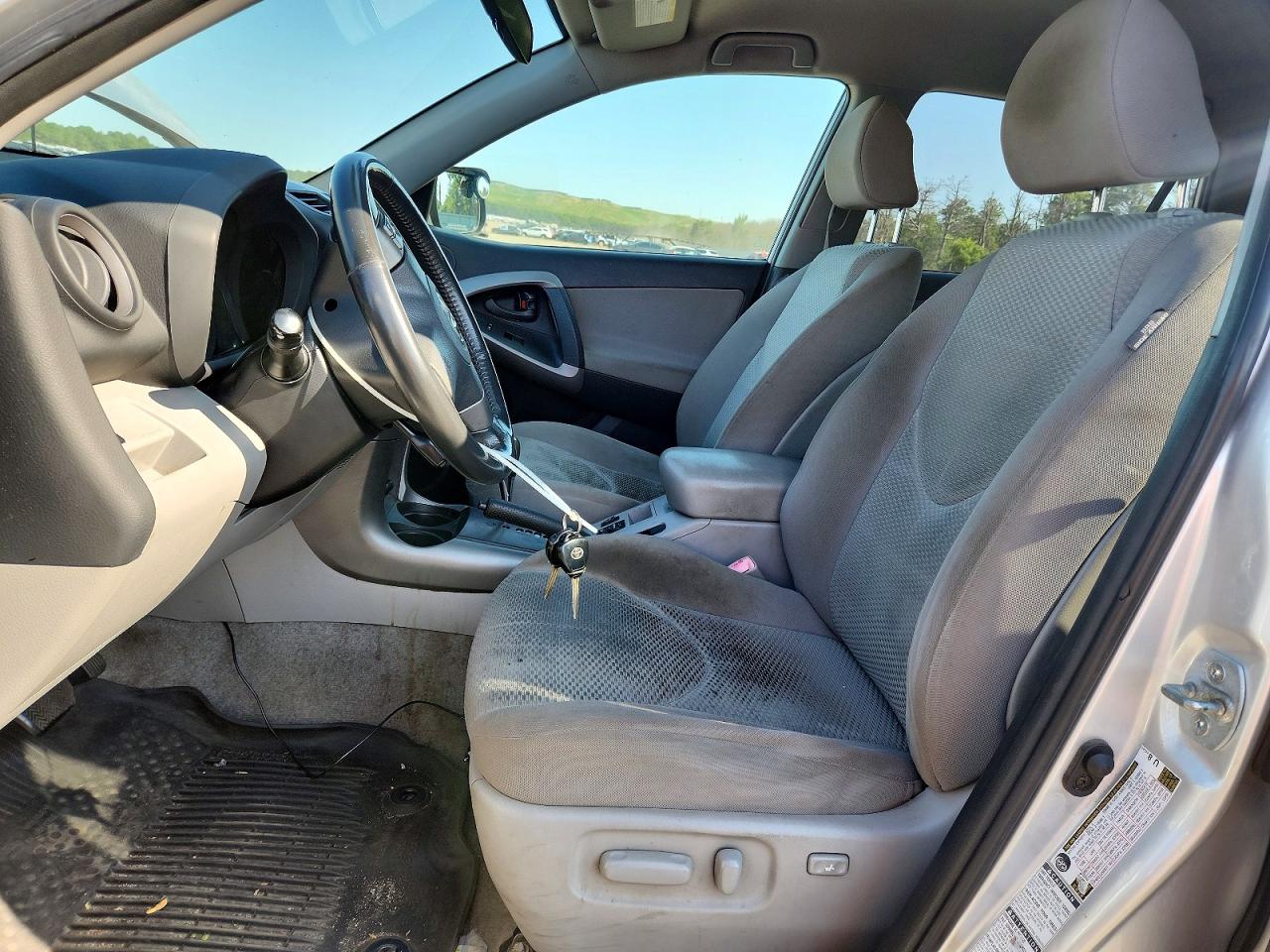 2006 Toyota Rav4 Limited Серебряный vin: JTMBD31V665022816