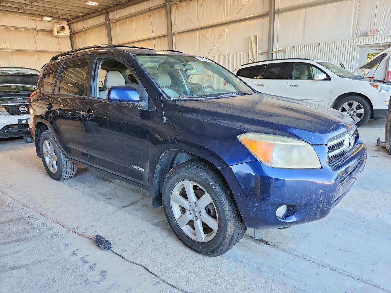 2006 Toyota Rav4 Limited White vin: JTMBD31V666022406