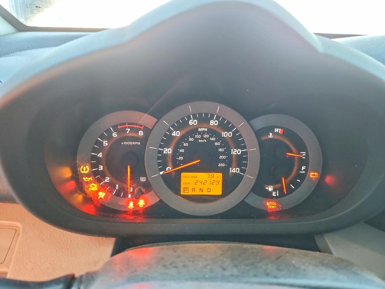 2006 Toyota Rav4 Limited White vin: JTMBD31V666022406