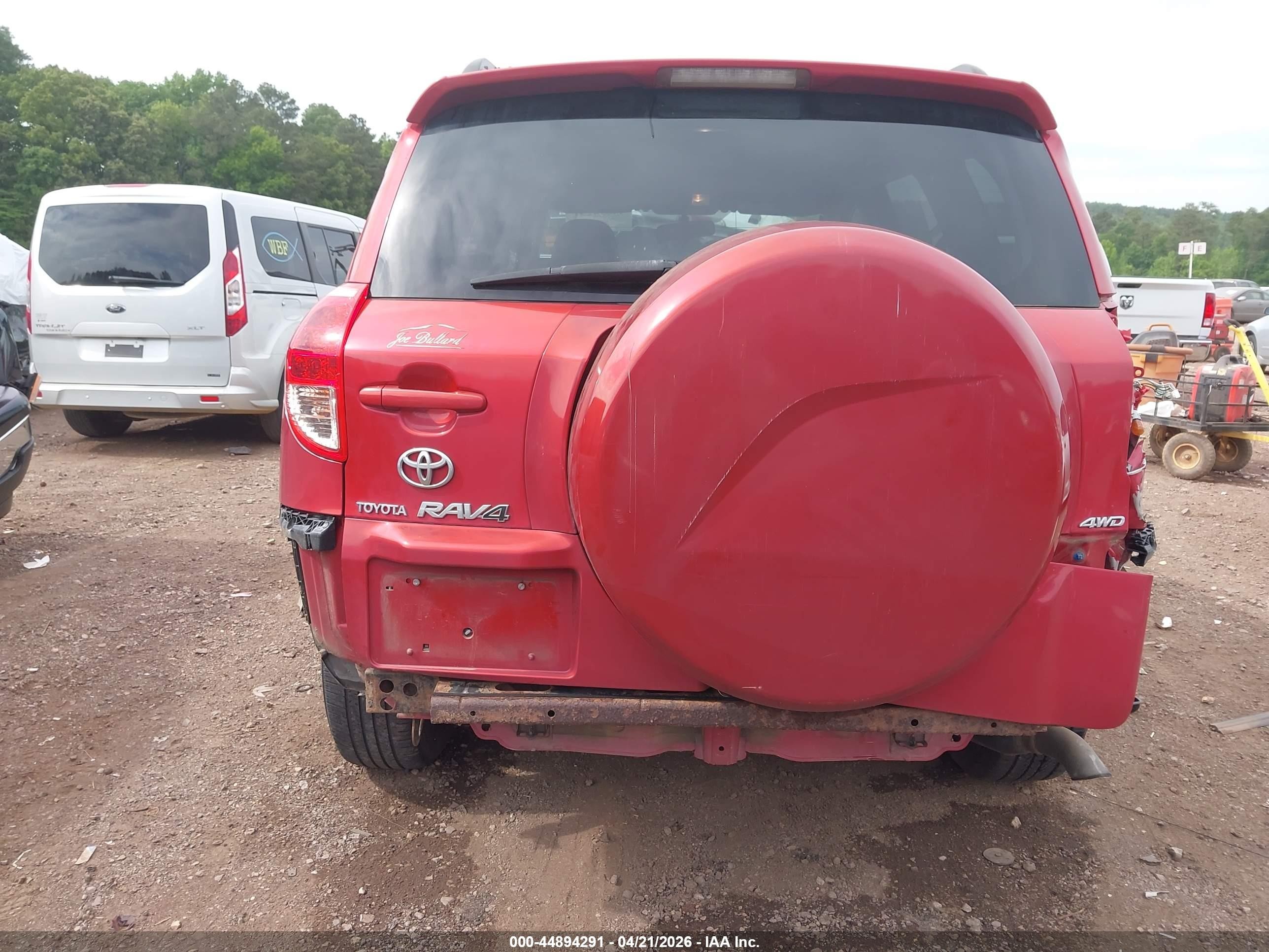 2007 Toyota Rav4 Limited Red vin: JTMBD31V675070401