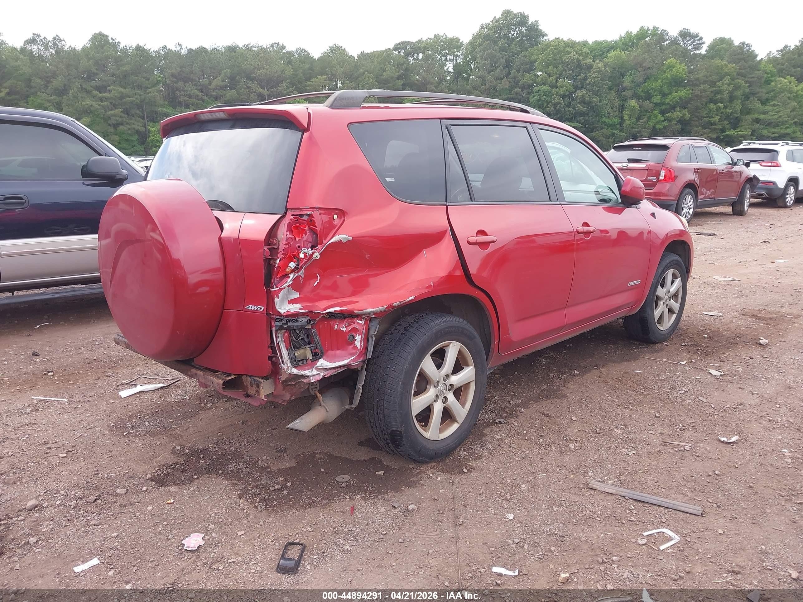 2007 Toyota Rav4 Limited Red vin: JTMBD31V675070401