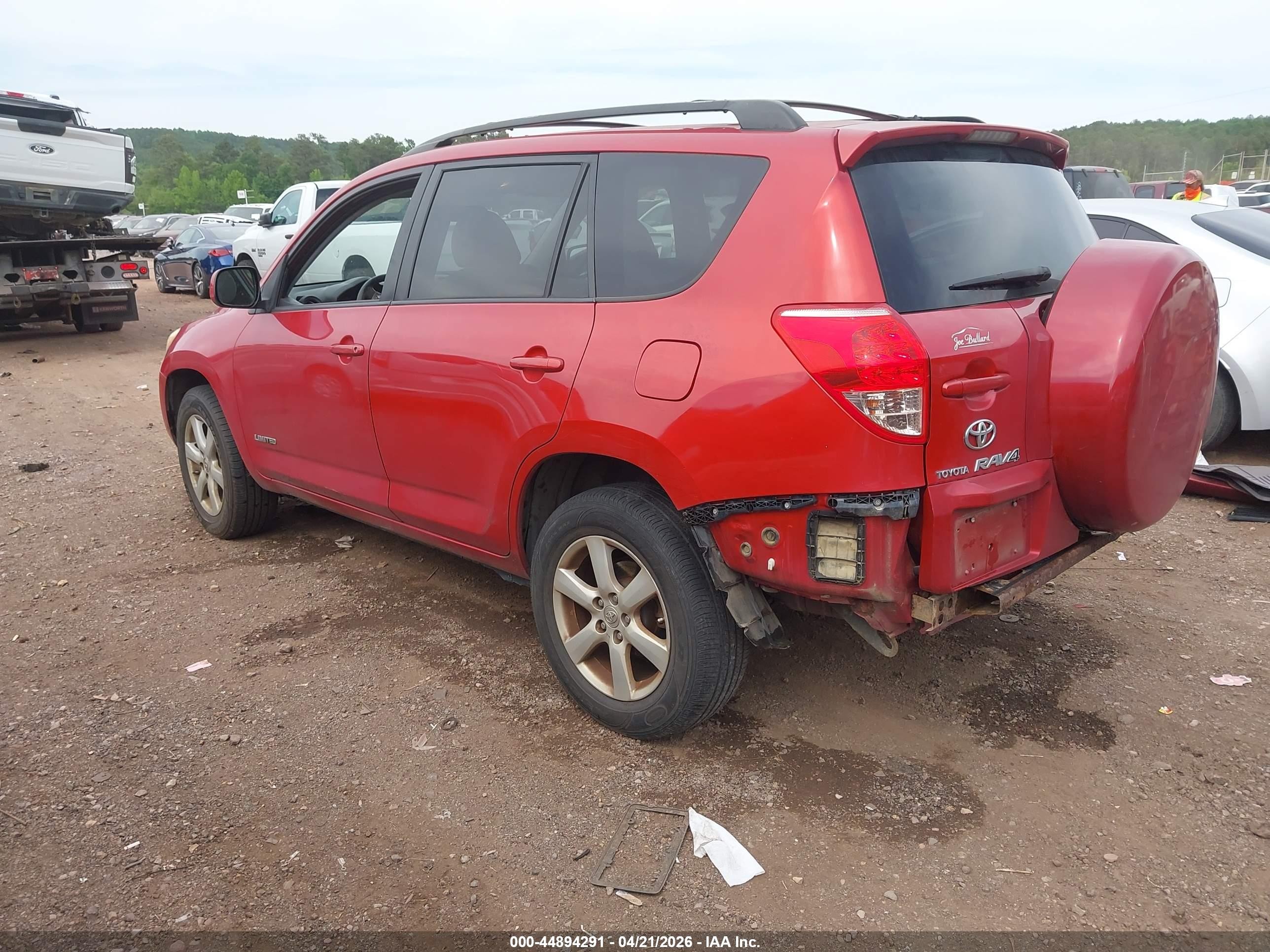 2007 Toyota Rav4 Limited Red vin: JTMBD31V675070401