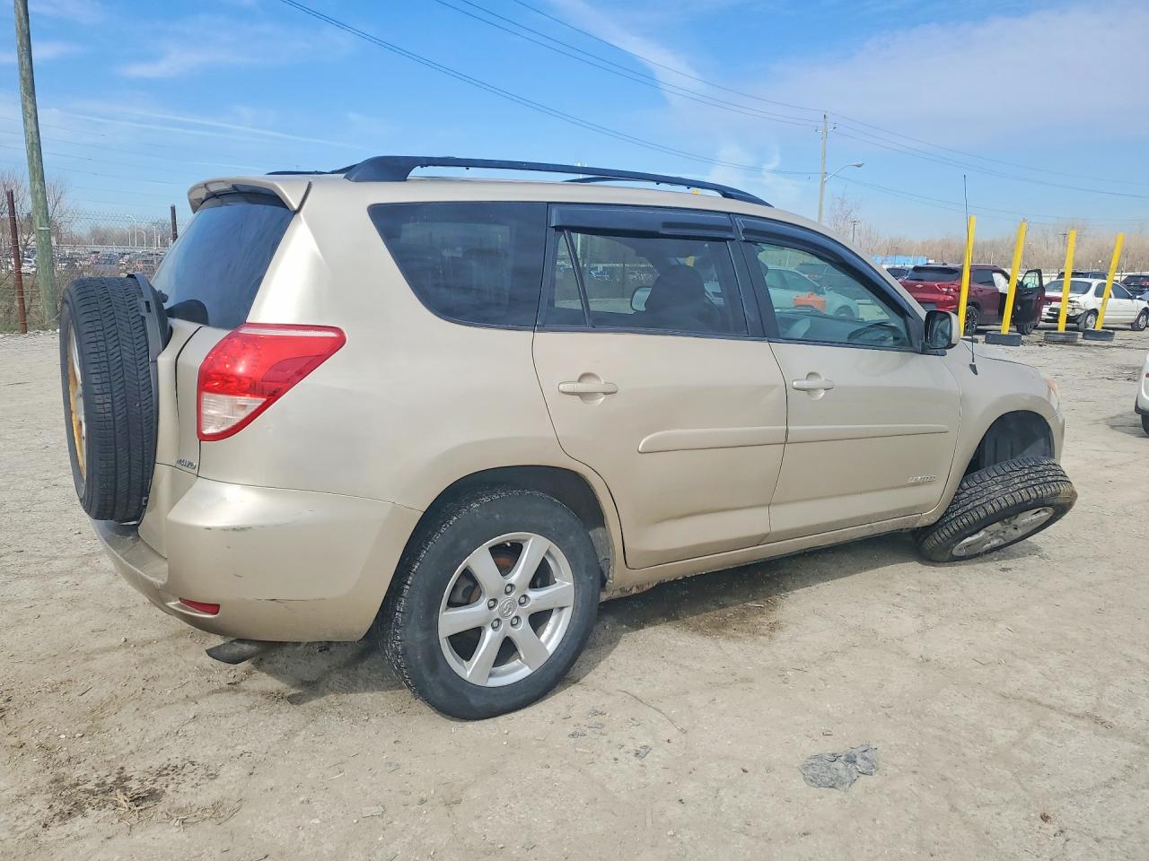 2007 Toyota Rav4 Limited Золотой vin: JTMBD31V676034119