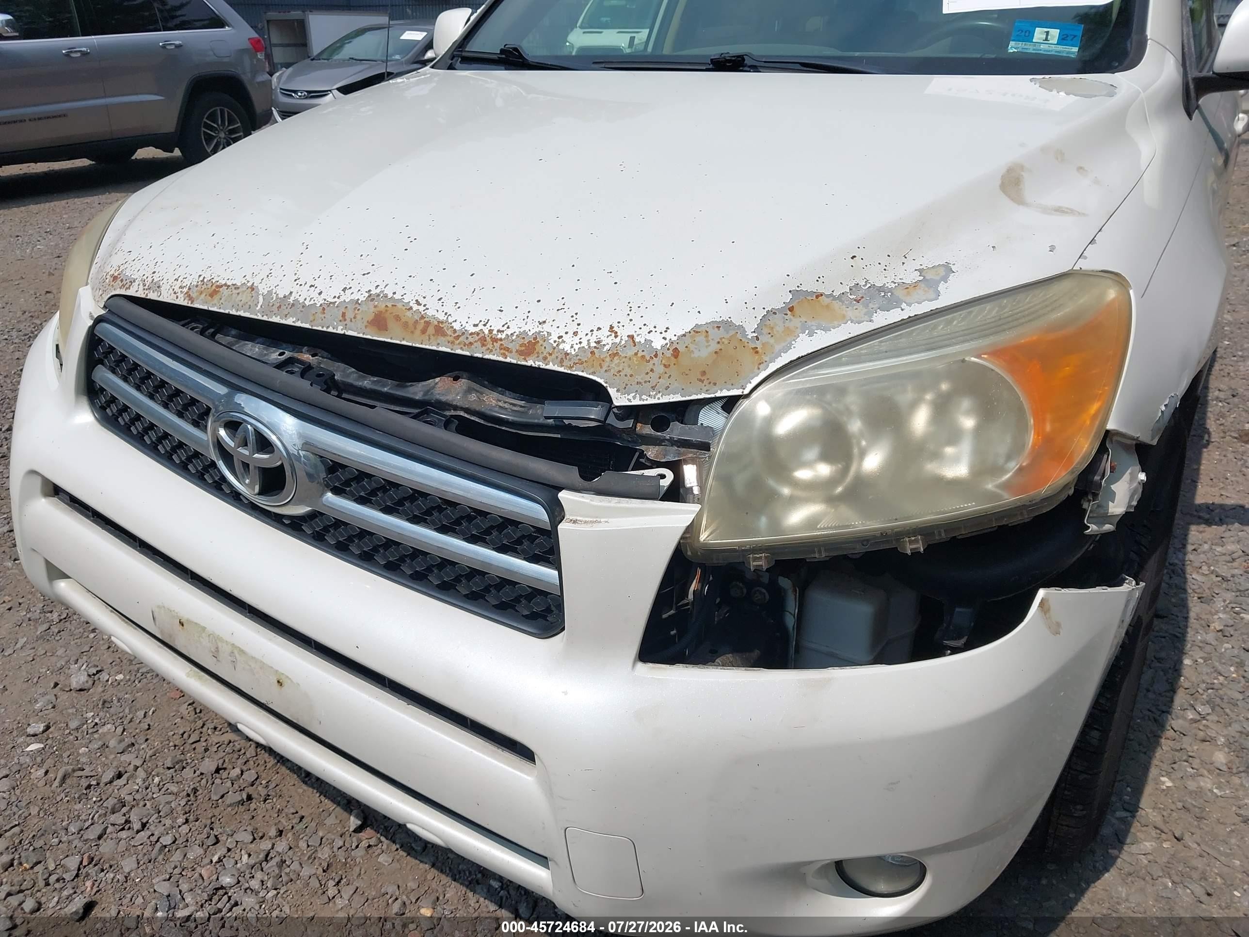 2008 Toyota Rav4 Limited White vin: JTMBD31V685174114