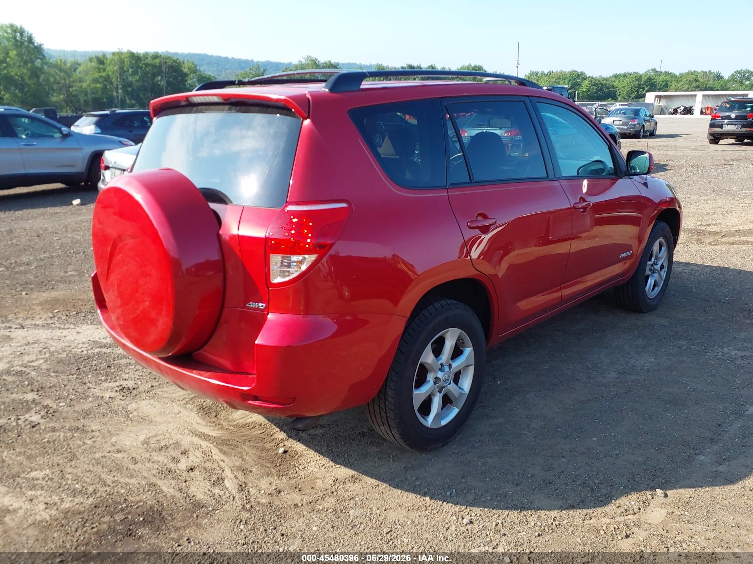 2007 Toyota Rav4 Limited Red vin: JTMBD31V775079589