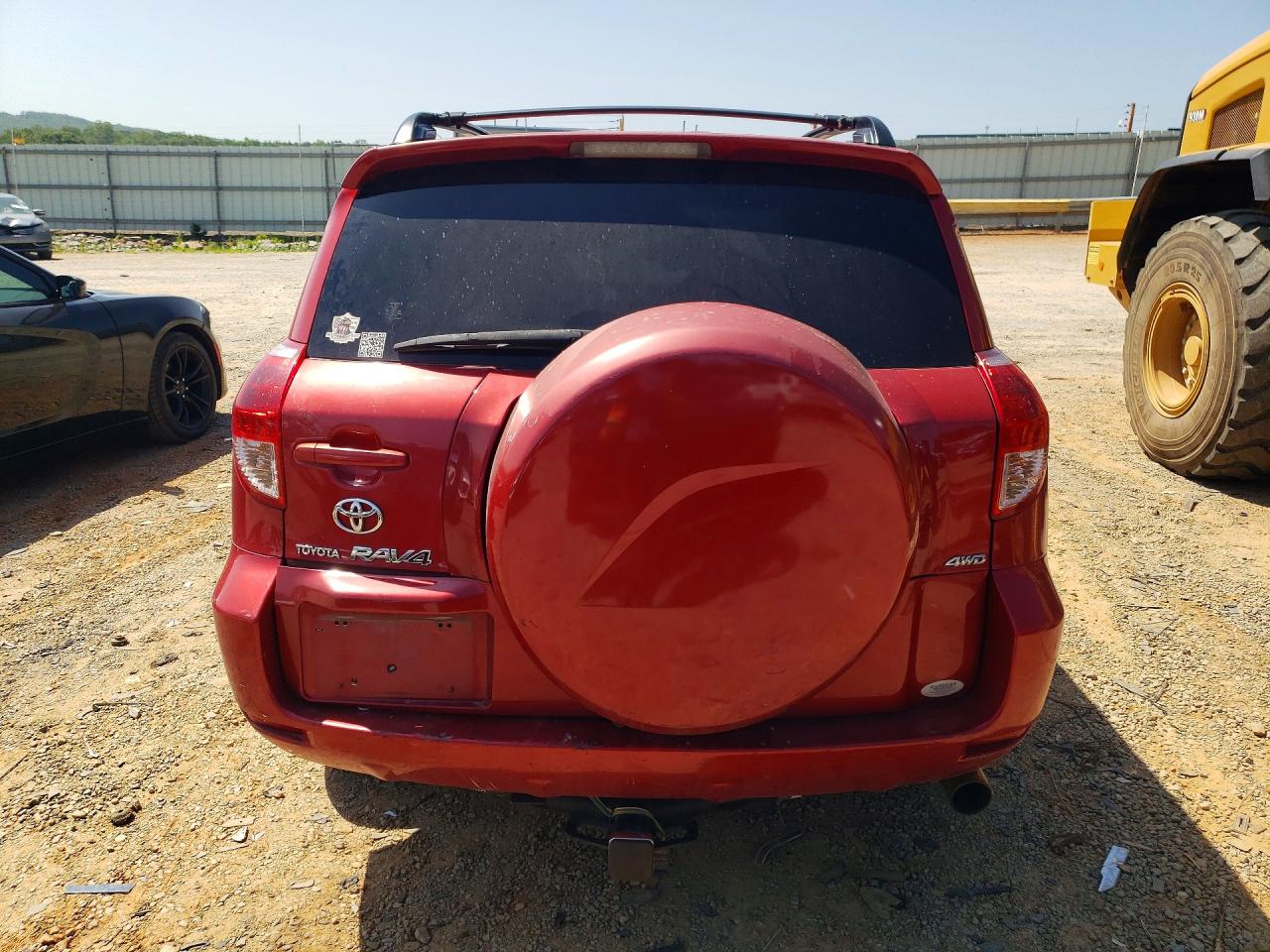 2007 Toyota Rav4 Limited Red vin: JTMBD31V776043914