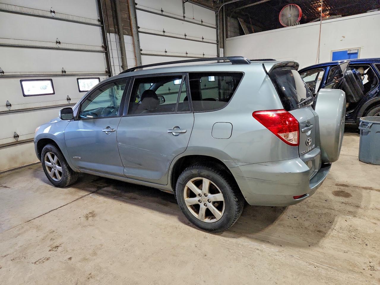 2006 Toyota Rav4 Limited Green vin: JTMBD31V865020971