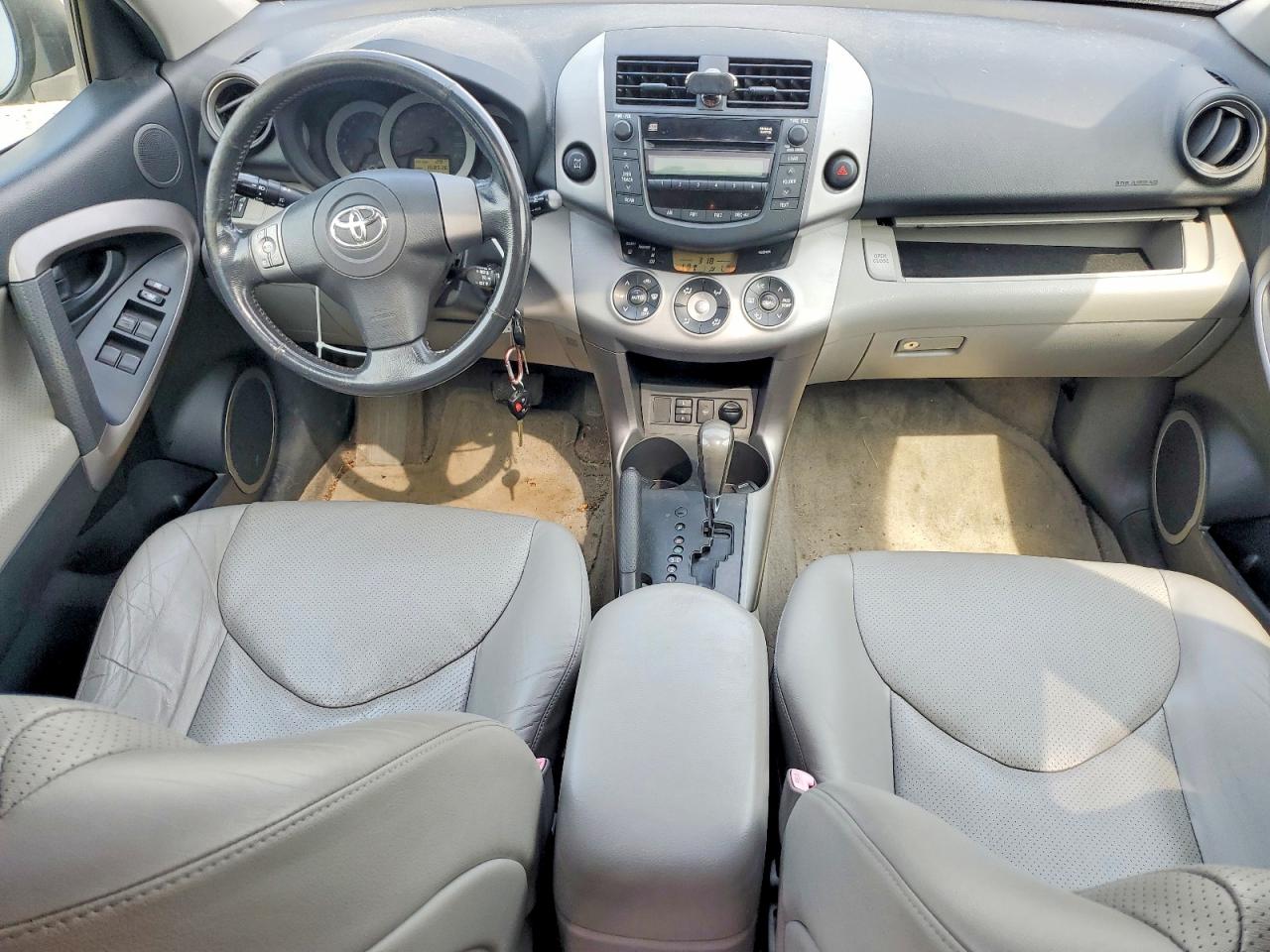2007 Toyota Rav4 Limited White vin: JTMBD31V875100305