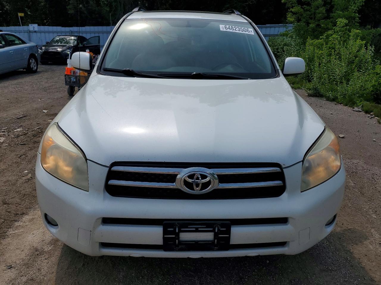 2007 Toyota Rav4 Limited White vin: JTMBD31V875100305